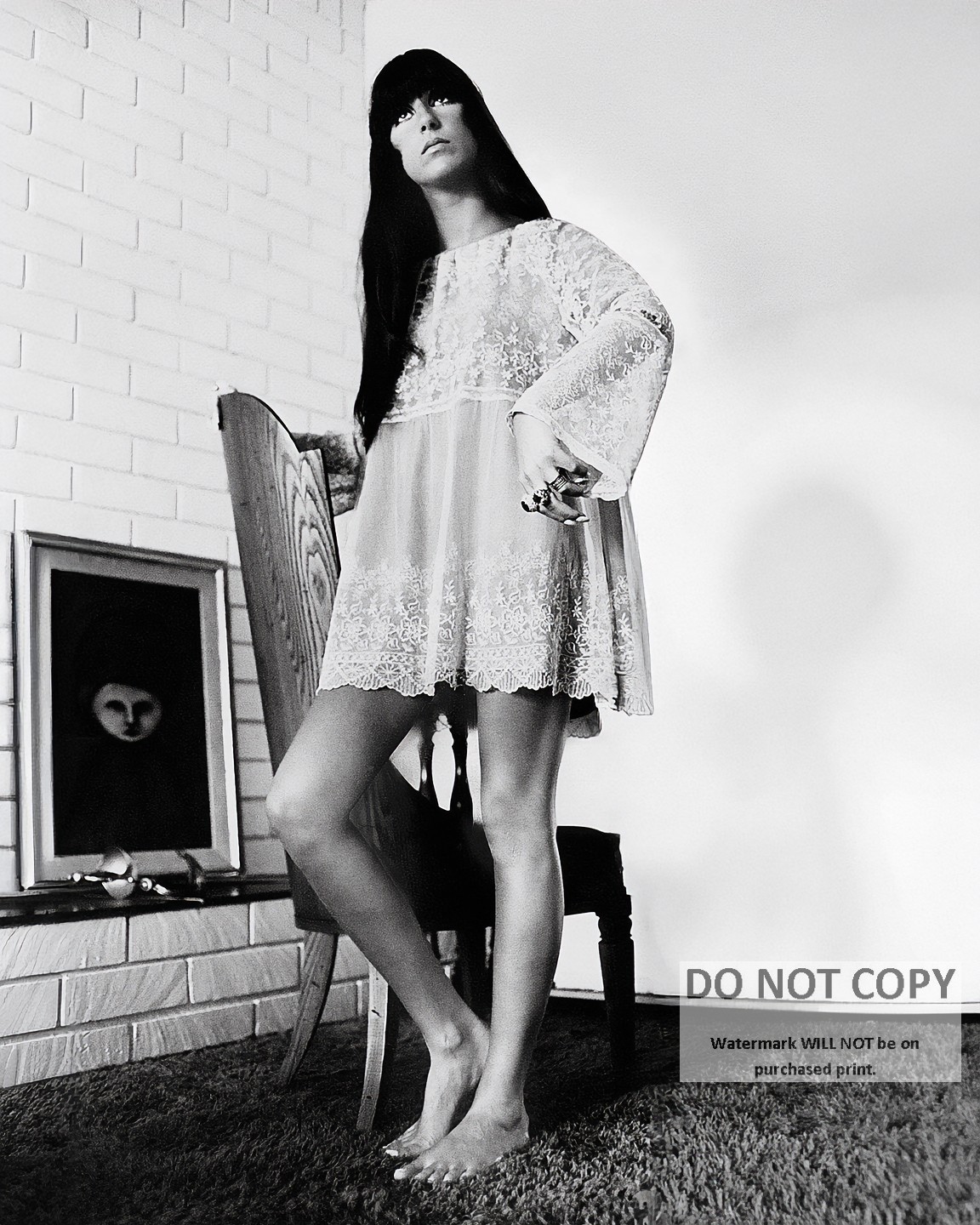 CHER LEGENDARY ENTERTAINER SINGER ACTRESS - 8X10 PUBLICITY PHOTO (MW-138)