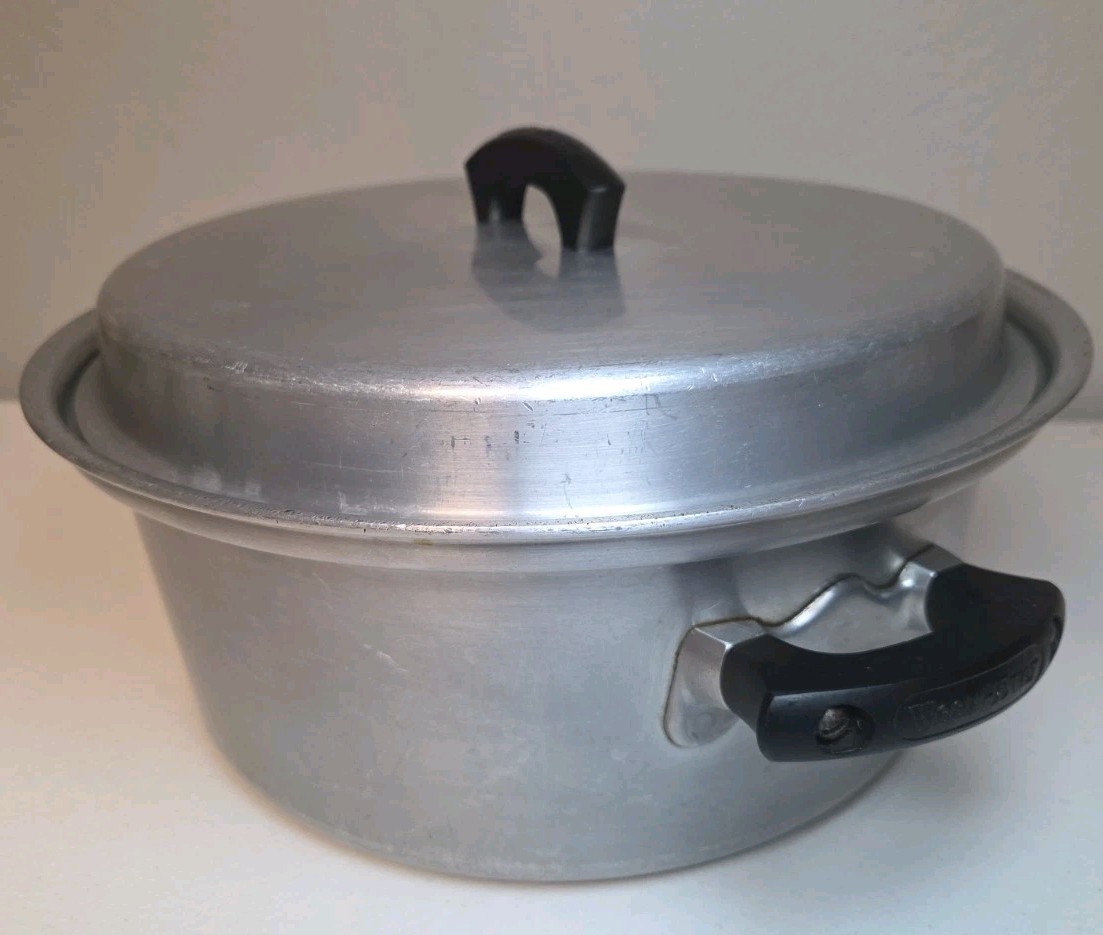 Vintage WEAR EVER 5 Qt Stock Pot Aluminum Dutch Oven With Lid USA