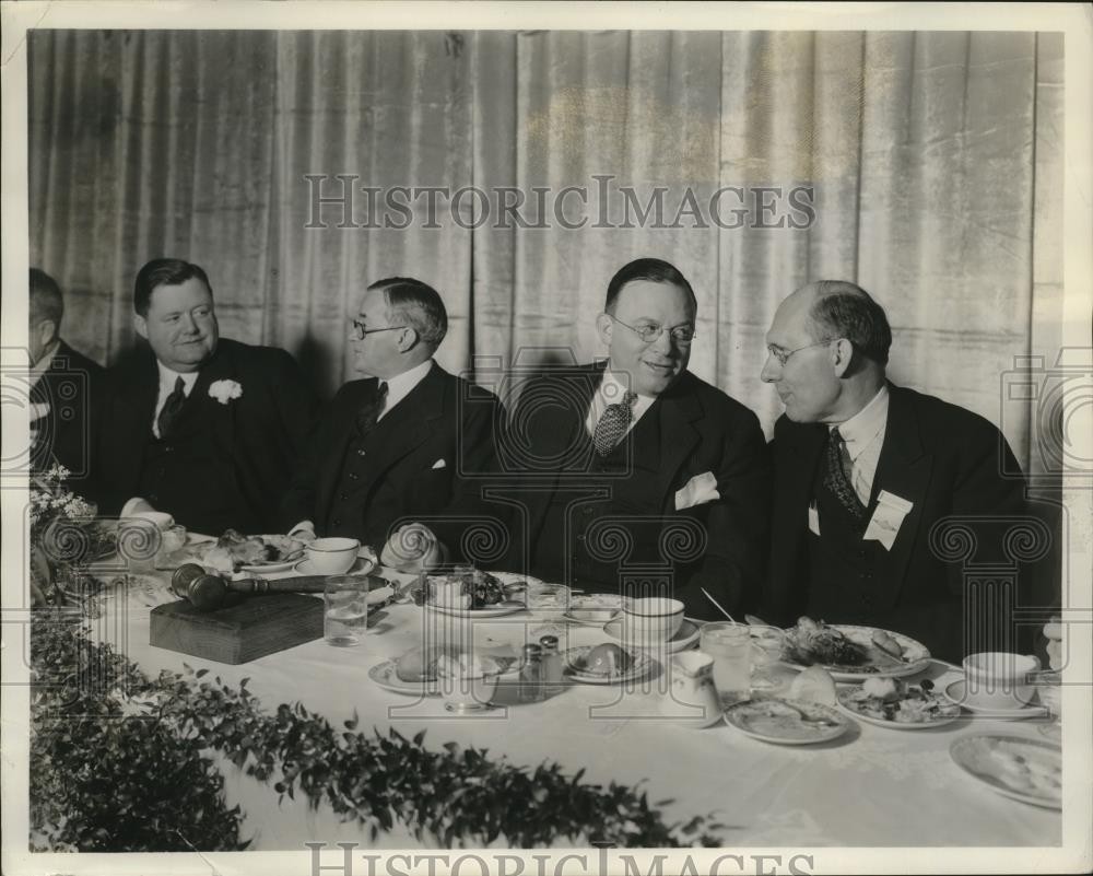 1936 Press Photo Four industrial leaders at a conference in Dayton, Ohio
