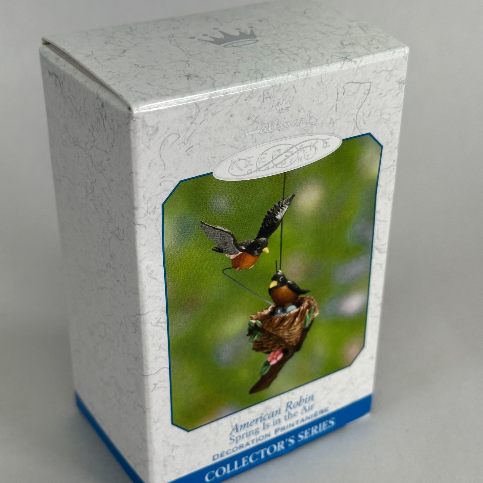 Hallmark American Robin Spring Is in the Air 2002 Ornament New