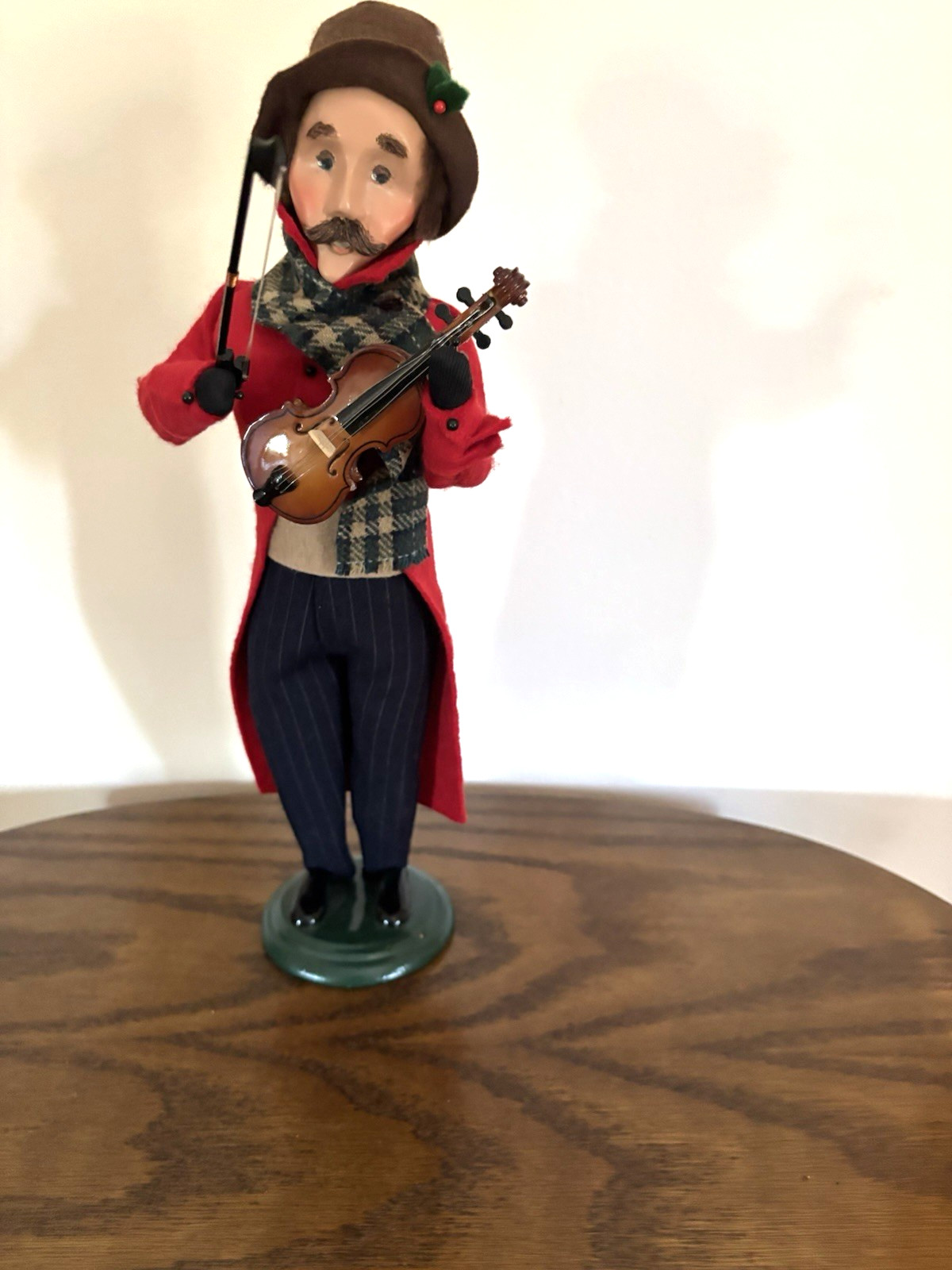 BYERS CHOICE 2005 MAGNIFICENT MUSICAL  MAN WITH VIOLIN 14 1/2\