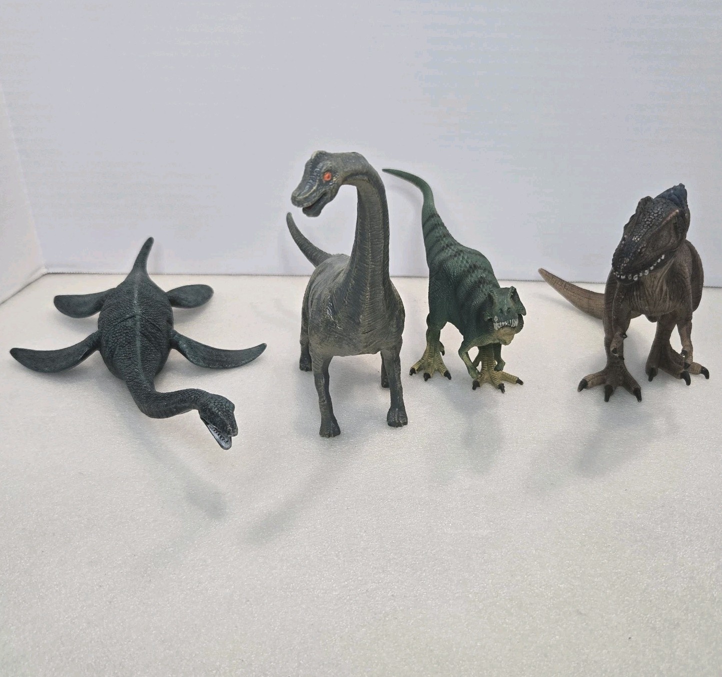 Schleich Dinosaur Lot Of 4 Adult TRex Juvenile TRex Plesiosaurus Brachiosaurus Schleich Dinosaur Lot Of 4 Adult TRex Juvenile TRex Plesiosaurus Brachiosaurus