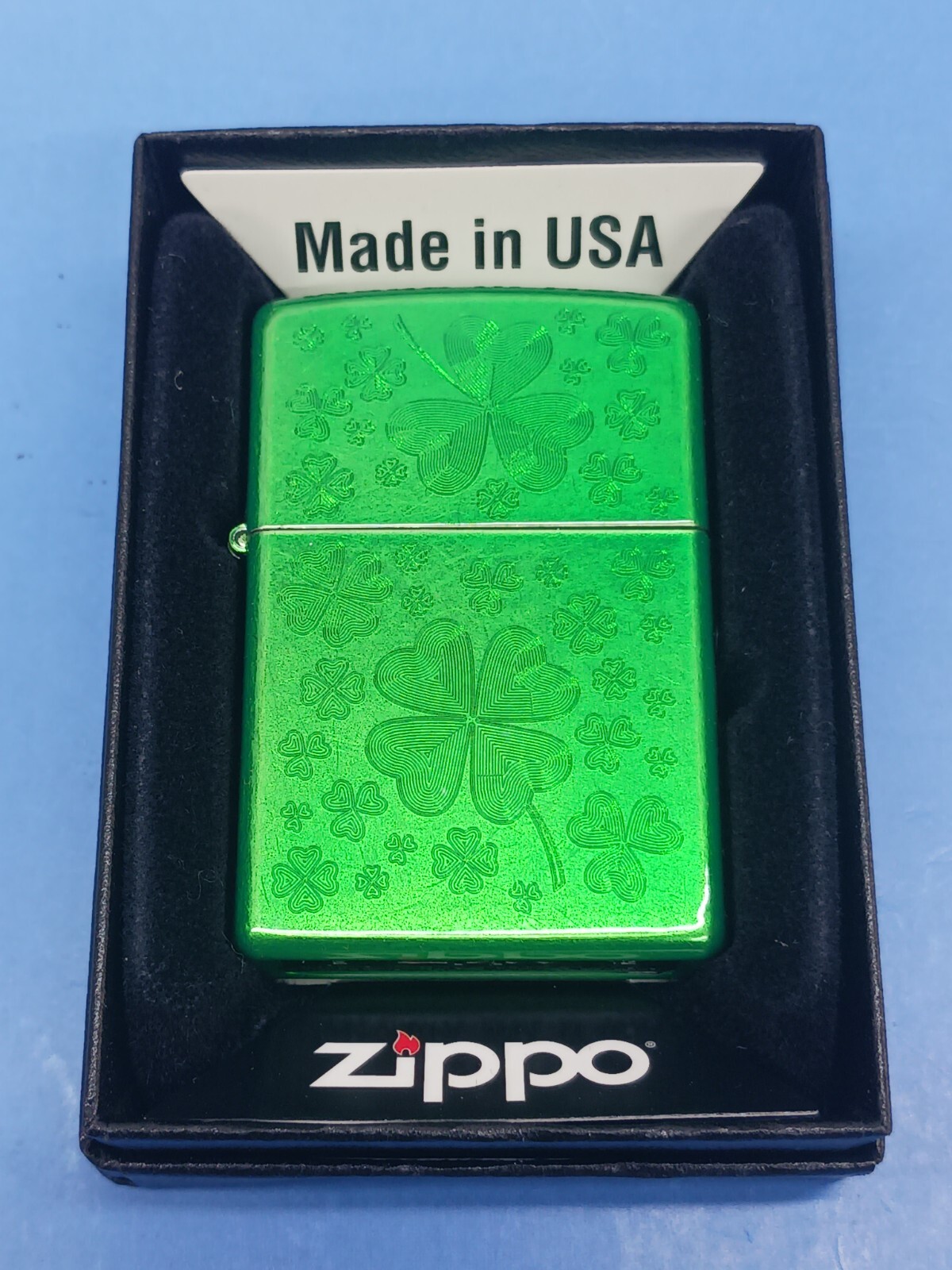 Zippo Iced Clovers Meadow 28354 Zippo Iced Clovers Meadow 28354