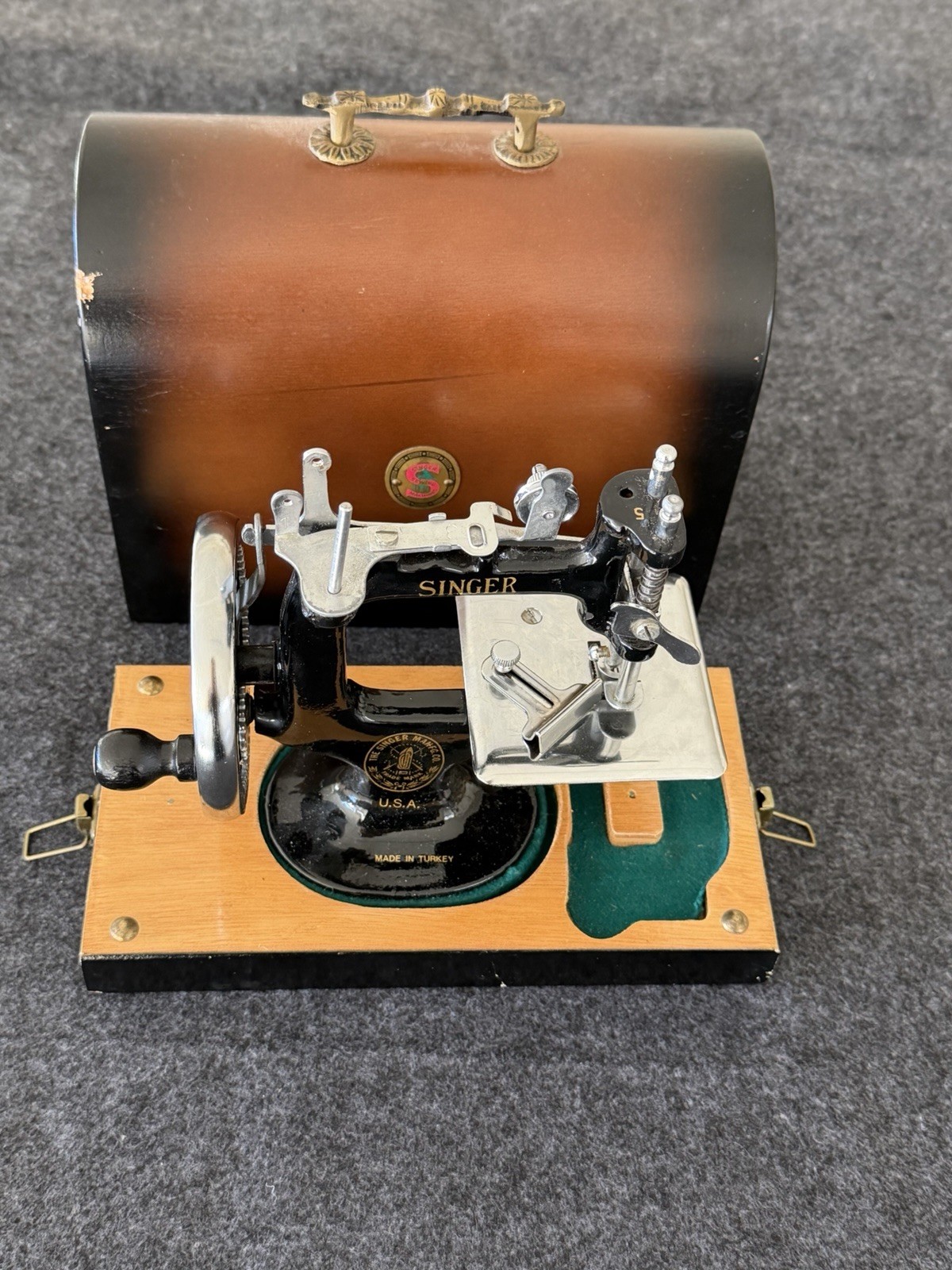 Vtg Singer K20 Mini Sewing Machine 1920\'S Reproduction w/ Case Made in Turkey