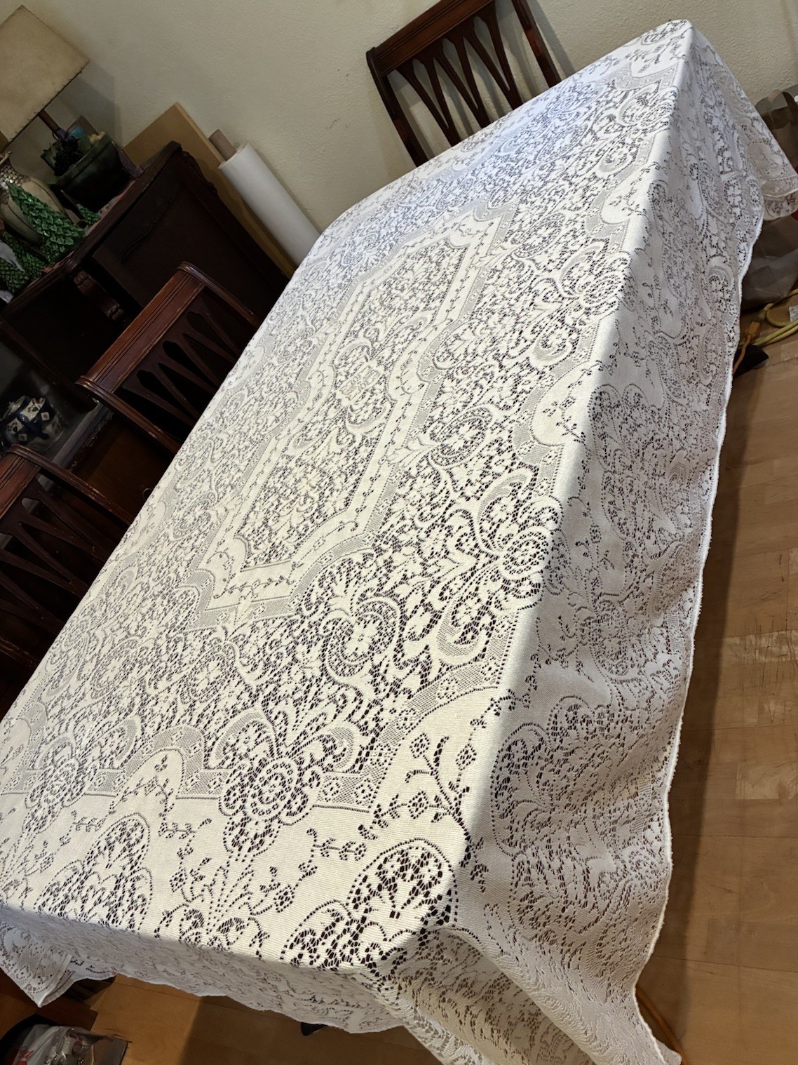 Vtg Quaker Lace Tablecloth 70x90 White Rectangular Medallion Crisp Clean Perfect