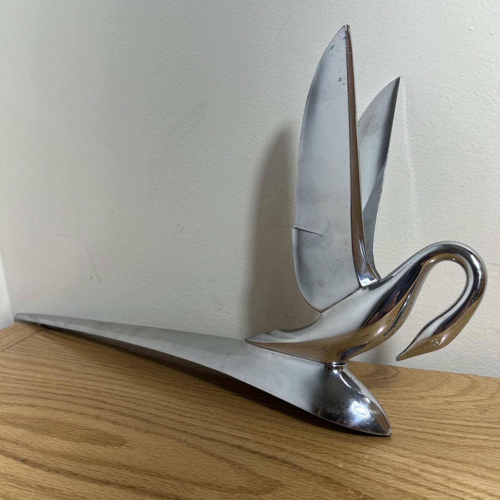 Vintage 48-50’ Packard Flying Swan Chrome Front Hood Ornament Emblem 7612 394757 Vintage 48-50’ Packard Flying Swan Chrome Front Hood Ornament Emblem 7612 394757