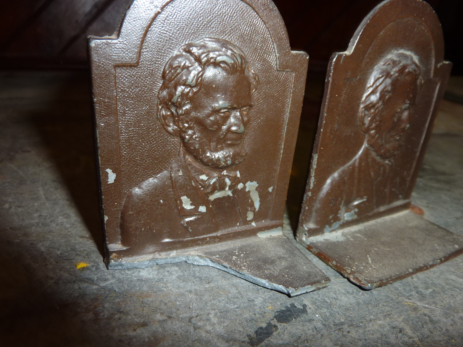 Circa 1950-60\'s Abraham Abe Lincoln cast BOOKENDS pair 3x 2 x 1\