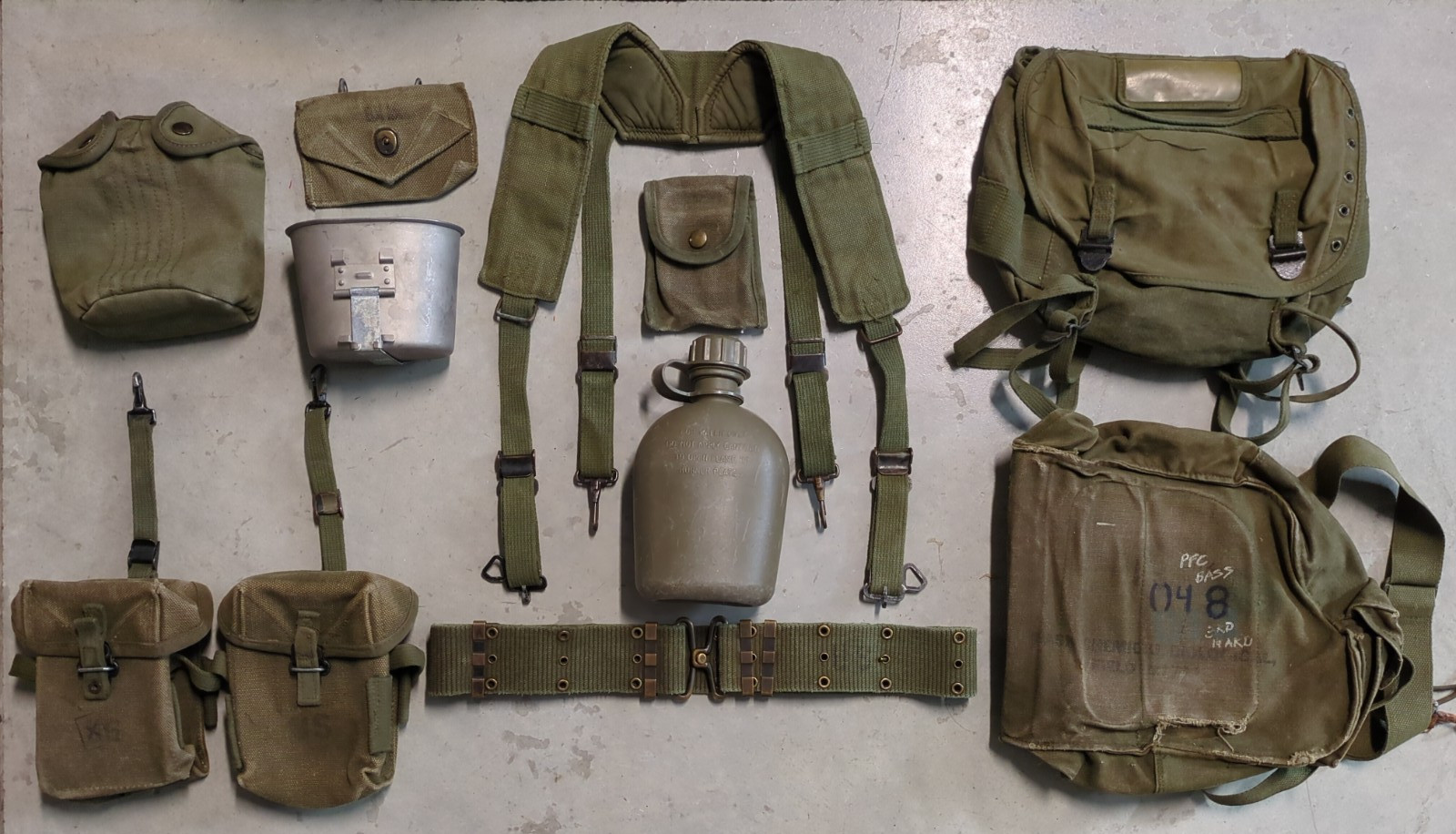 US Military Tactical MOLLE Pouch Camo