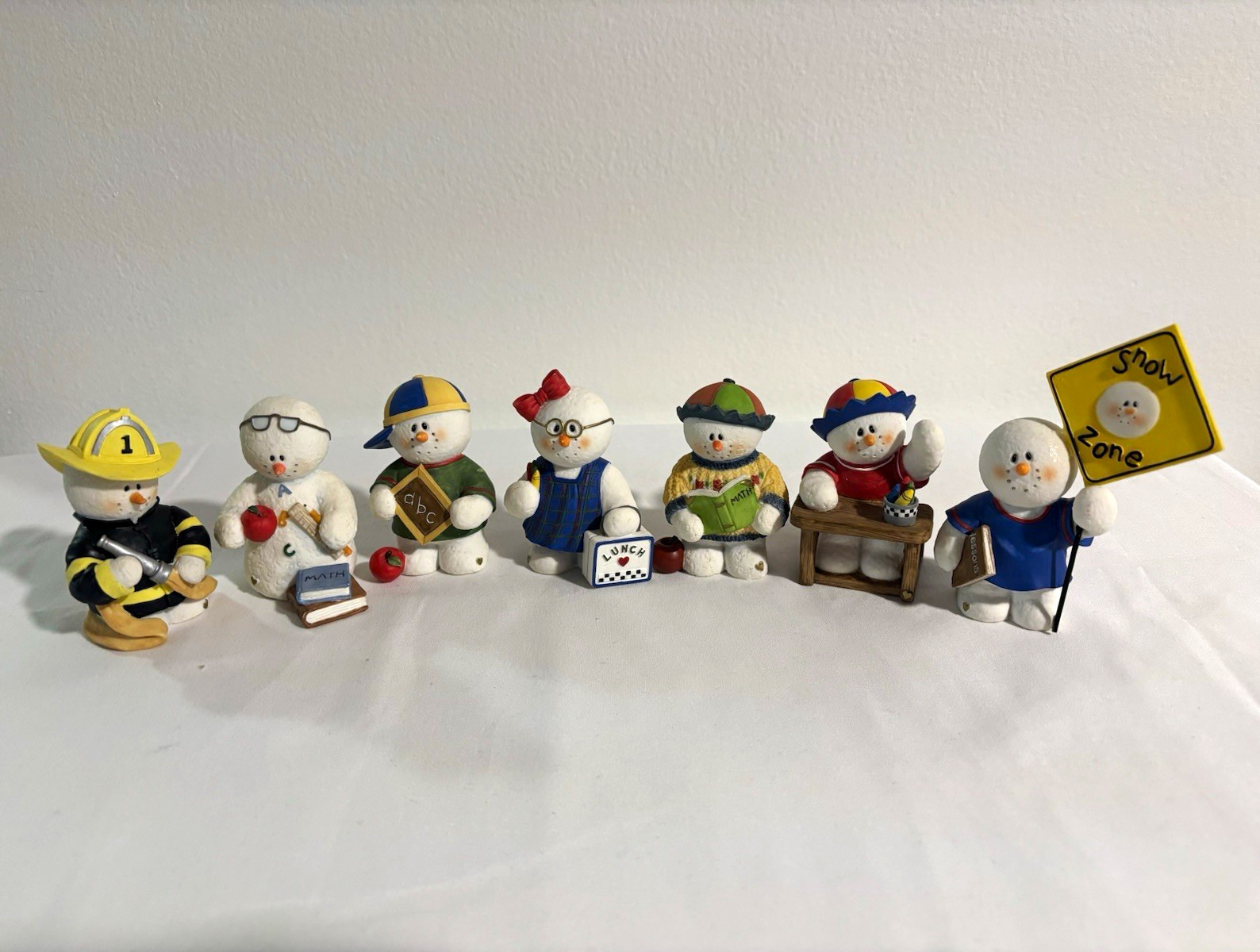 Vintage Sarah‘s Attic Snowonders set of 7 circa 1998 Vintage Sarah‘s Attic Snowonders set of 7 circa 1998