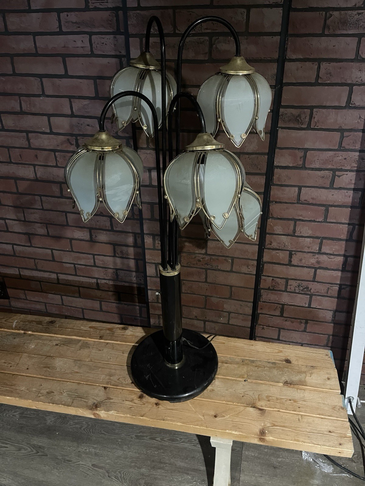 VTG Tulip Lamp Lotus Flower Hollywood Regency MCM Black Glass Watrfall Art Deco
