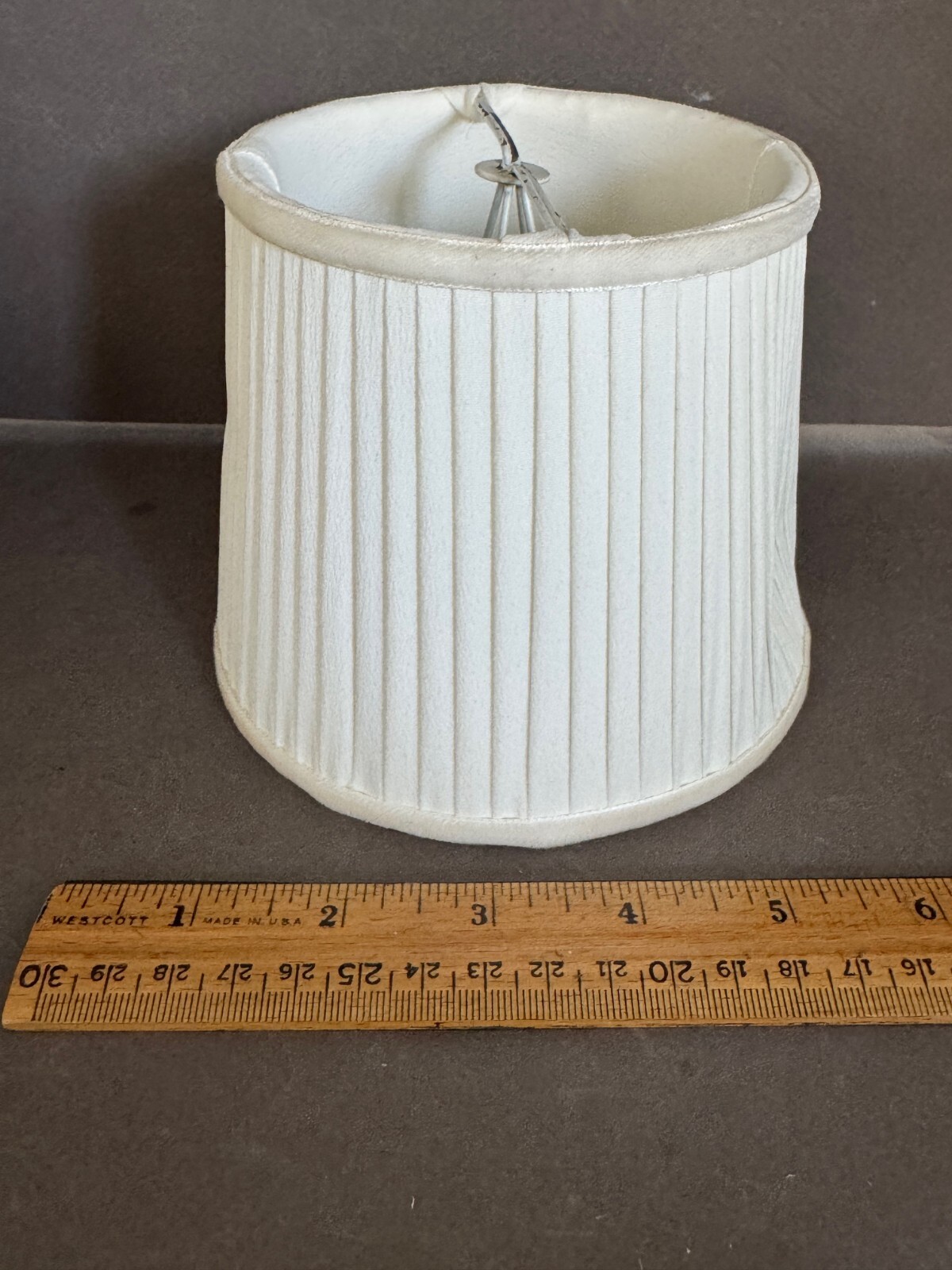 WHITE PLEATED RUCHED CLIP ON LAMP SHADE GRANNY COTTAGECORE FARMHOUSE