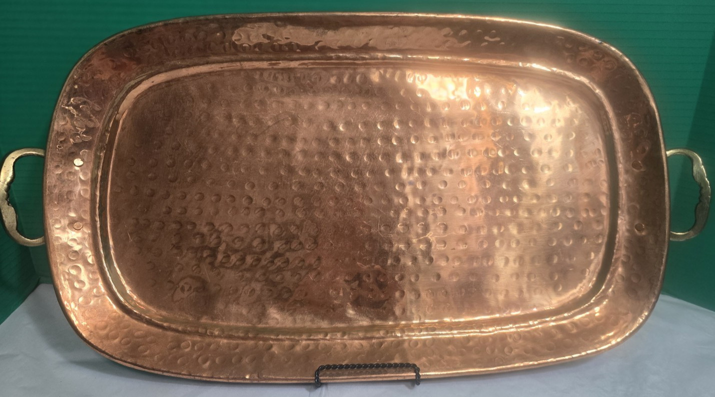 VINTAGE HAMMERED COPPER SERVING TRAY 18.5\ VINTAGE HAMMERED COPPER SERVING TRAY 18.5\