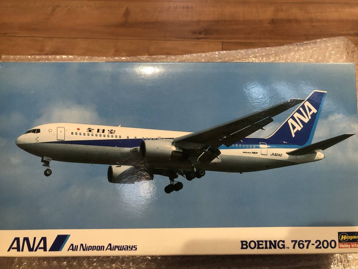 Hasegawa 1/200 ANA Boeing 767-200 Model Kit Airliner Plastic Scale Vintage Hasegawa 1/200 ANA Boeing 767-200 Model Kit Airliner Plastic Scale Vintage