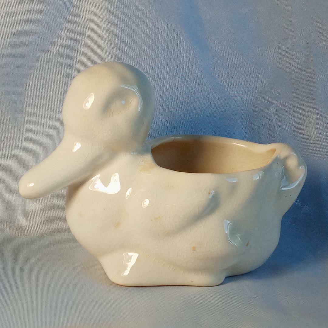 Vintage HAEGER Ivory Duck Planter