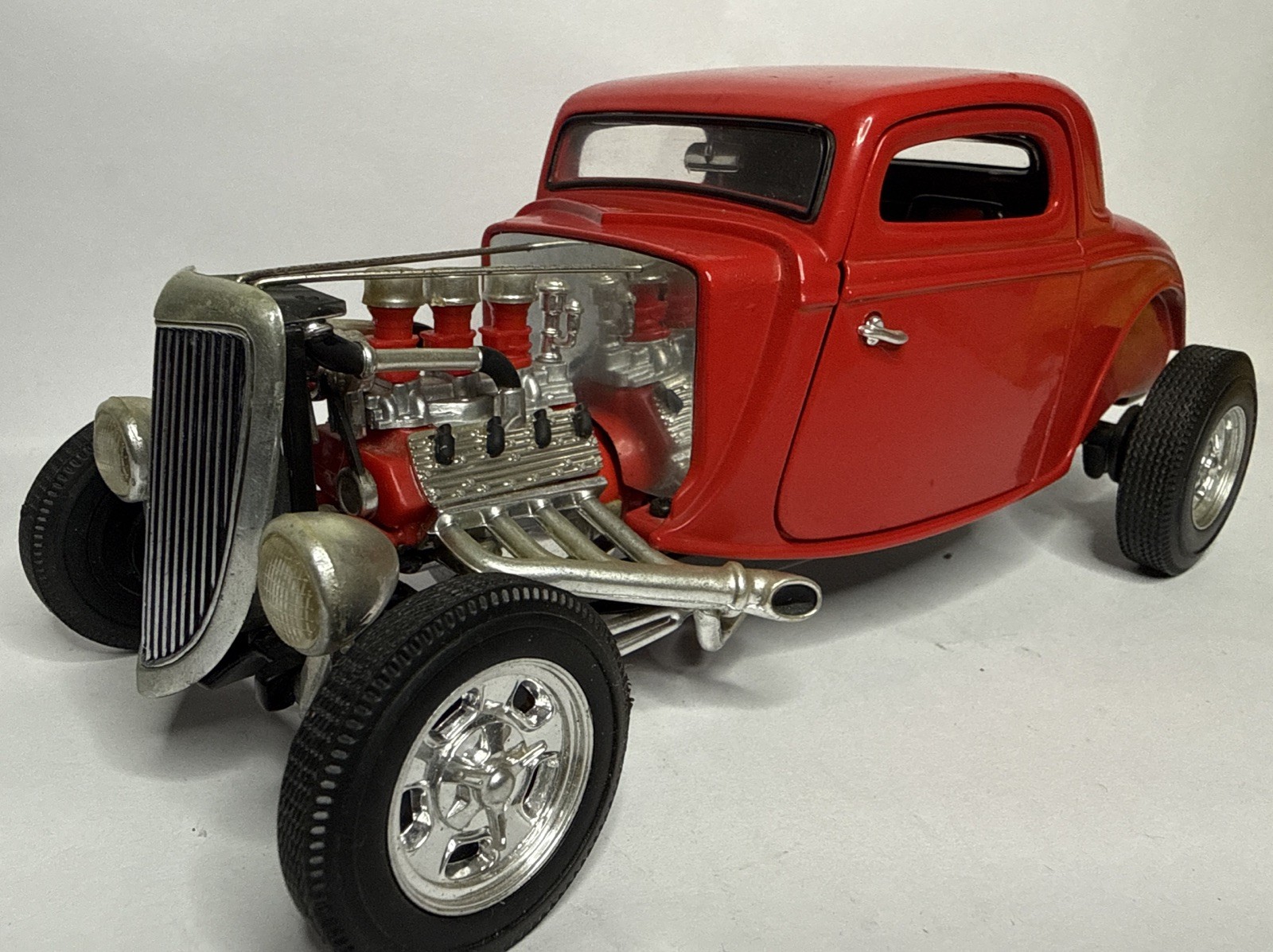ERTL 1:18 Scale AMERICAN MUSCLE 1934 RED FORD COUPE Limited Edition No Box ERTL 1:18 Scale AMERICAN MUSCLE 1934 RED FORD COUPE Limited Edition No Box