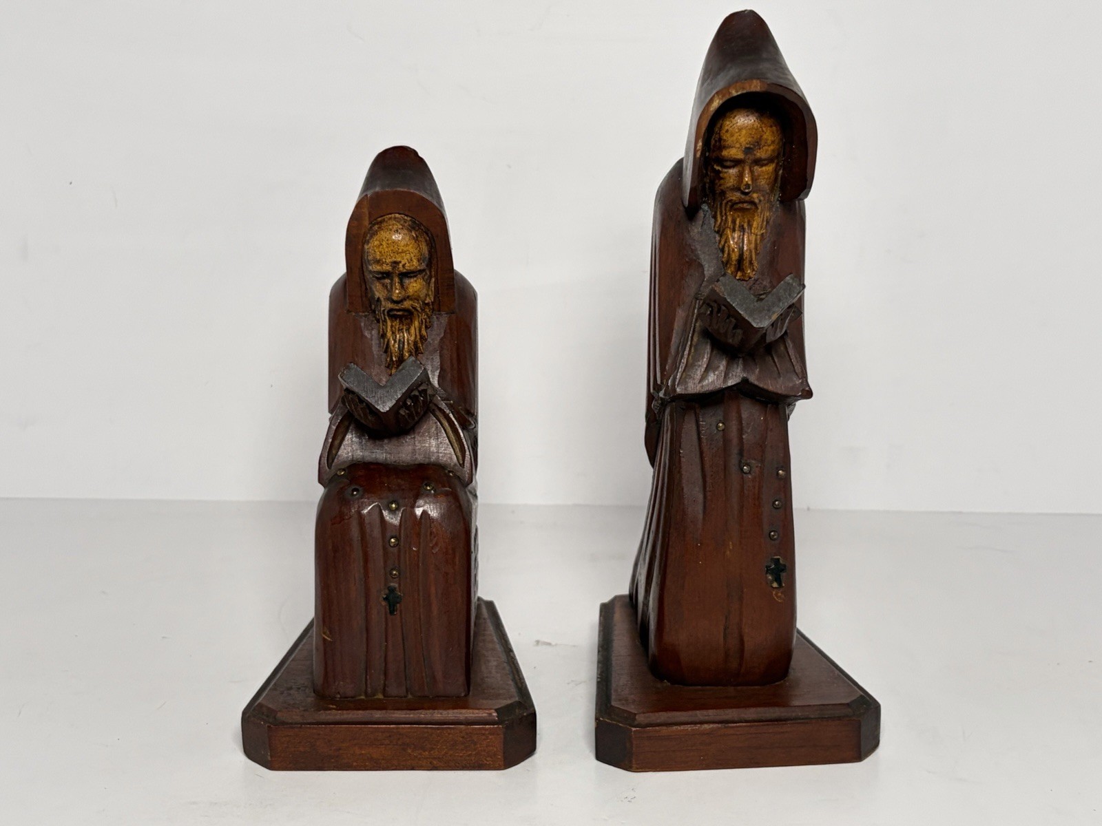 Vintage Hand Carved Wood Monk Bookends Pair Hooded Friars Reading Books 9.5”