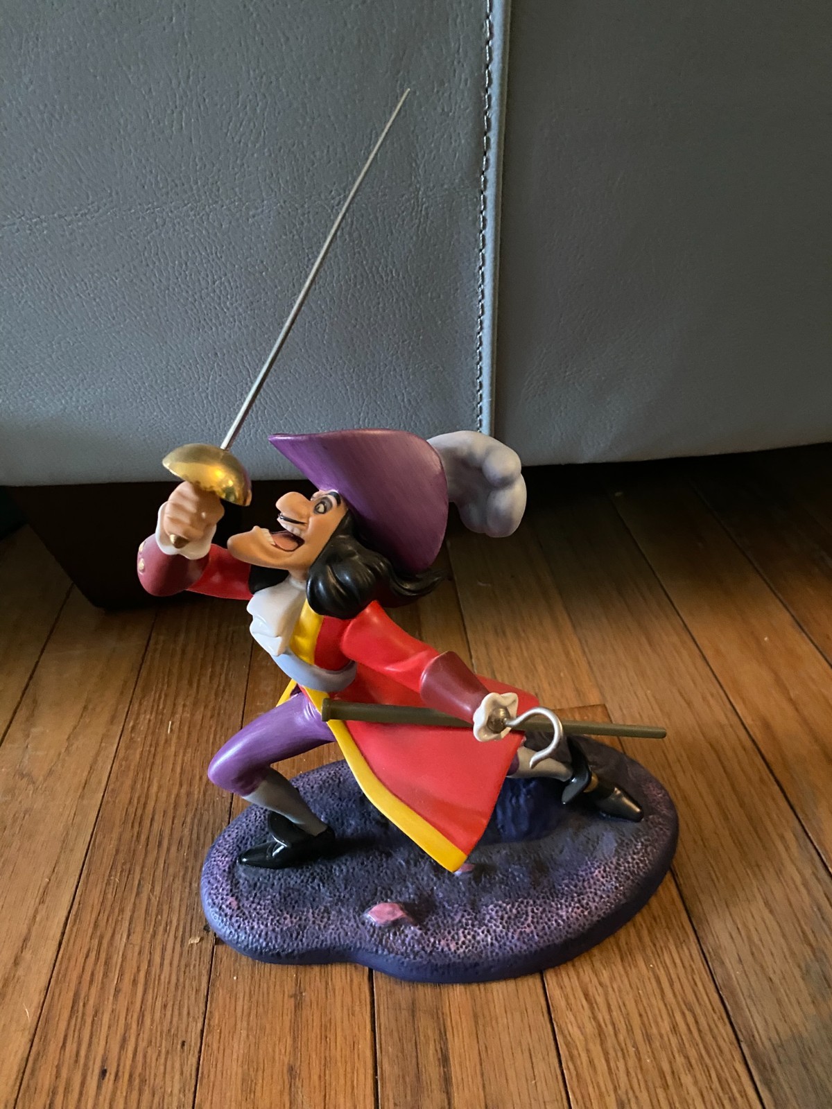 WDCC Disney Peter Pan Captain Hook I\'VE GOT YOU THIS TIME Figurine in Box COA