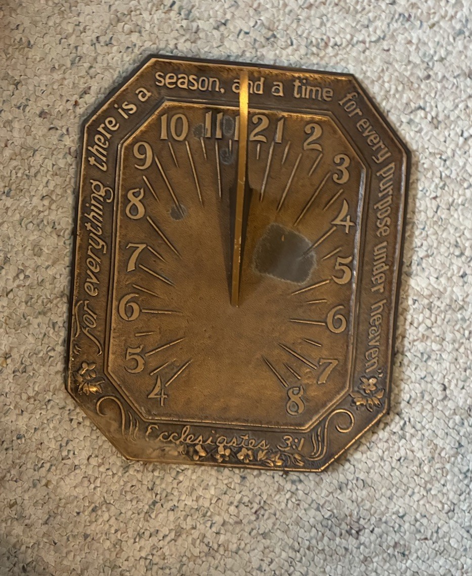 Vintage Cast Sundial “Every Purpose Under Heaven” Ecclesiastes 3:1 Copper Tone Vintage Cast Sundial “Every Purpose Under Heaven” Ecclesiastes 3:1 Copper Tone