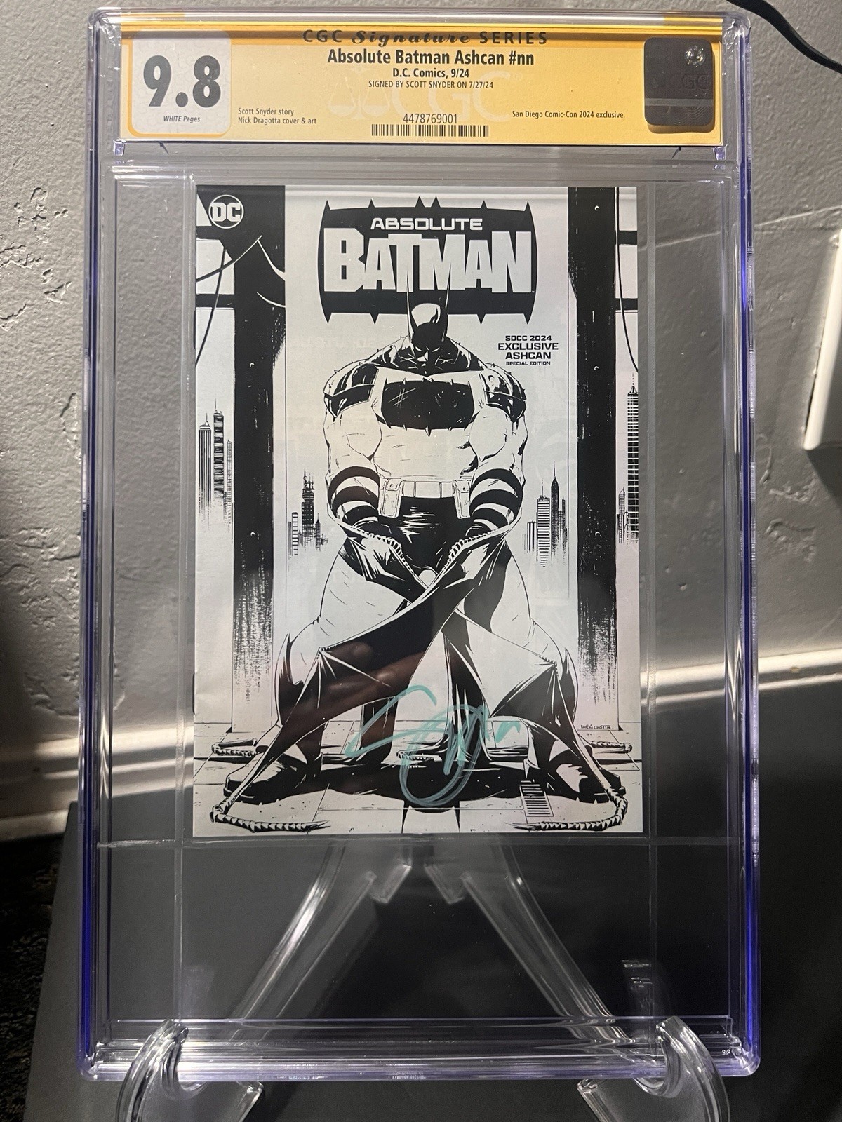 Absolute Batman 1 Ashcan 2024 B&W SDCC CGC SS 9.8 Signed by Scott Snyder