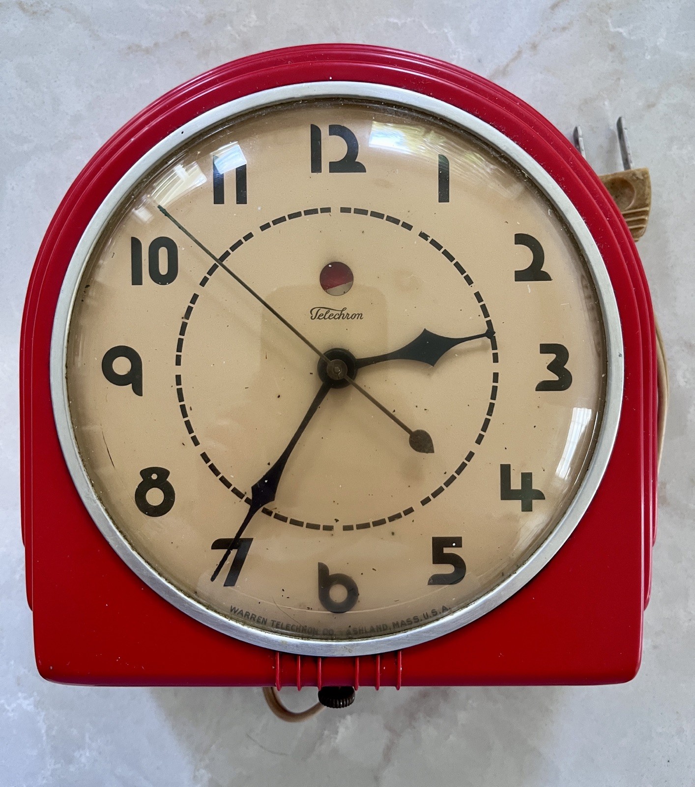 RARE Vintage Telechron Red Bakelite MCM Art Deco Electric Clock 2H07 WORKING RARE Vintage Telechron Red Bakelite MCM Art Deco Electric Clock 2H07 WORKING