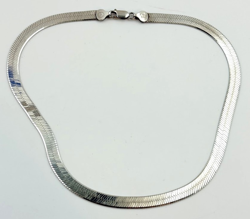 Vintage 925 Sterling Silver Italy Herringbone Chain Necklace 16 Inch Long 19g