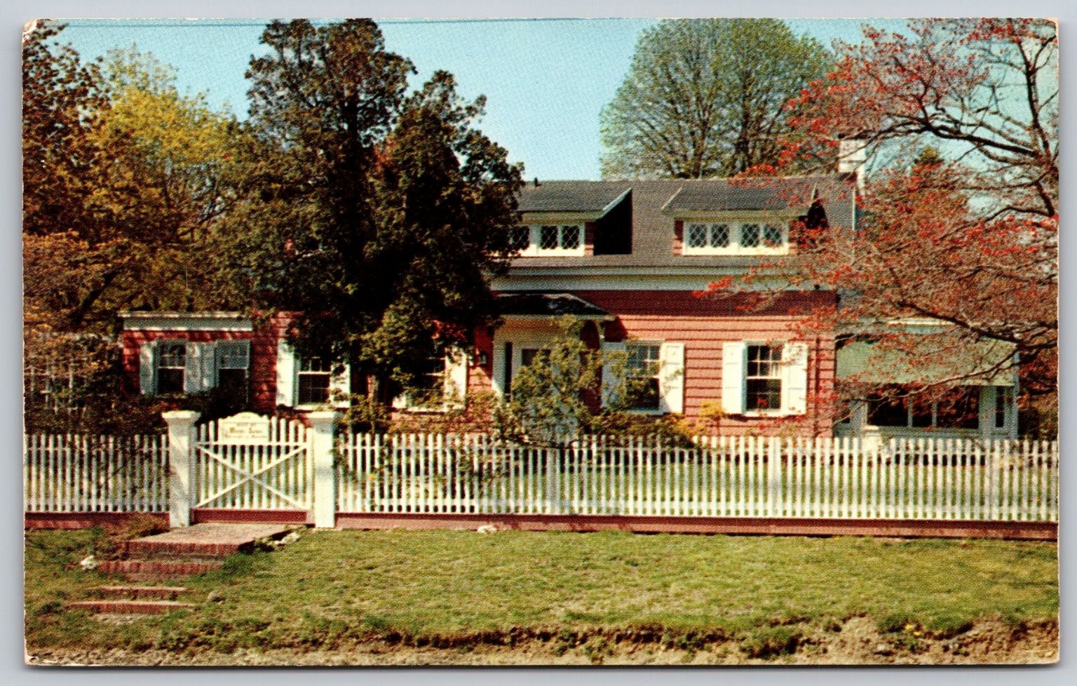 Historic Long Island Homestead 1852 Farmhouse Tomlin Plastichrome Postcard PC015