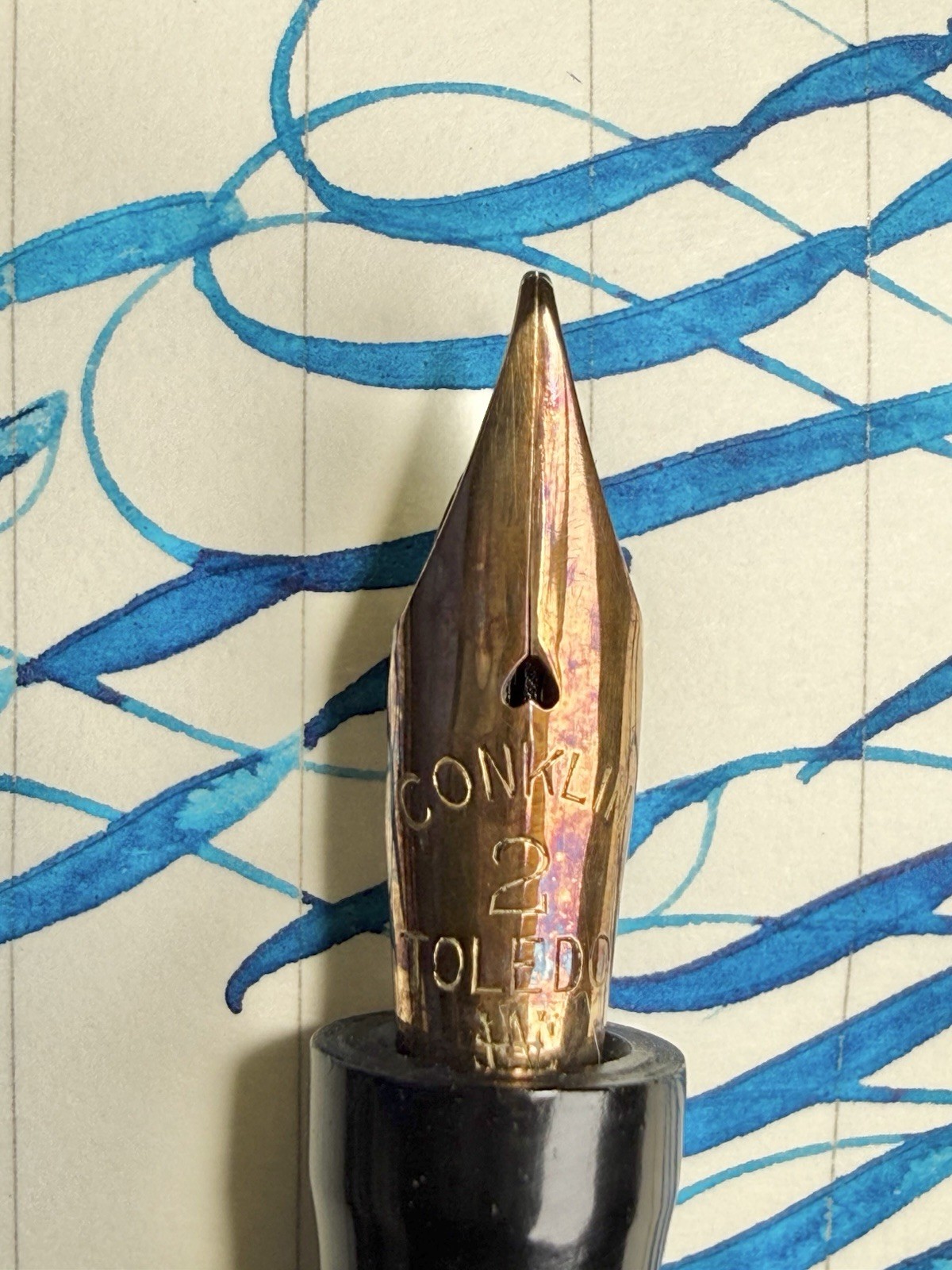 XF Conklin Crescent Filler 14K Semi Flex nib (video)