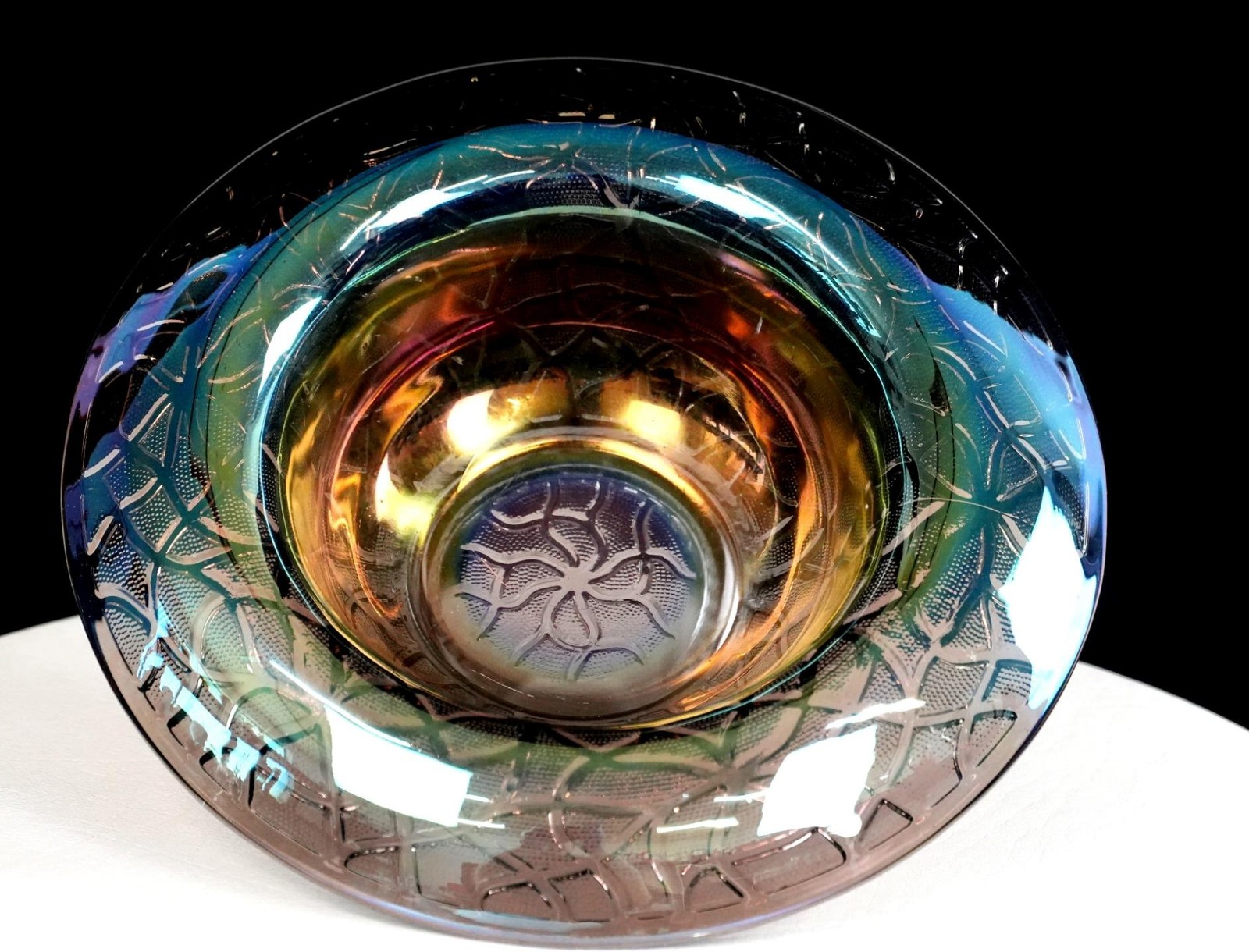 Imperial Iridescent Smoke Grey Carnival Glass Tree Of Life 9 1/2