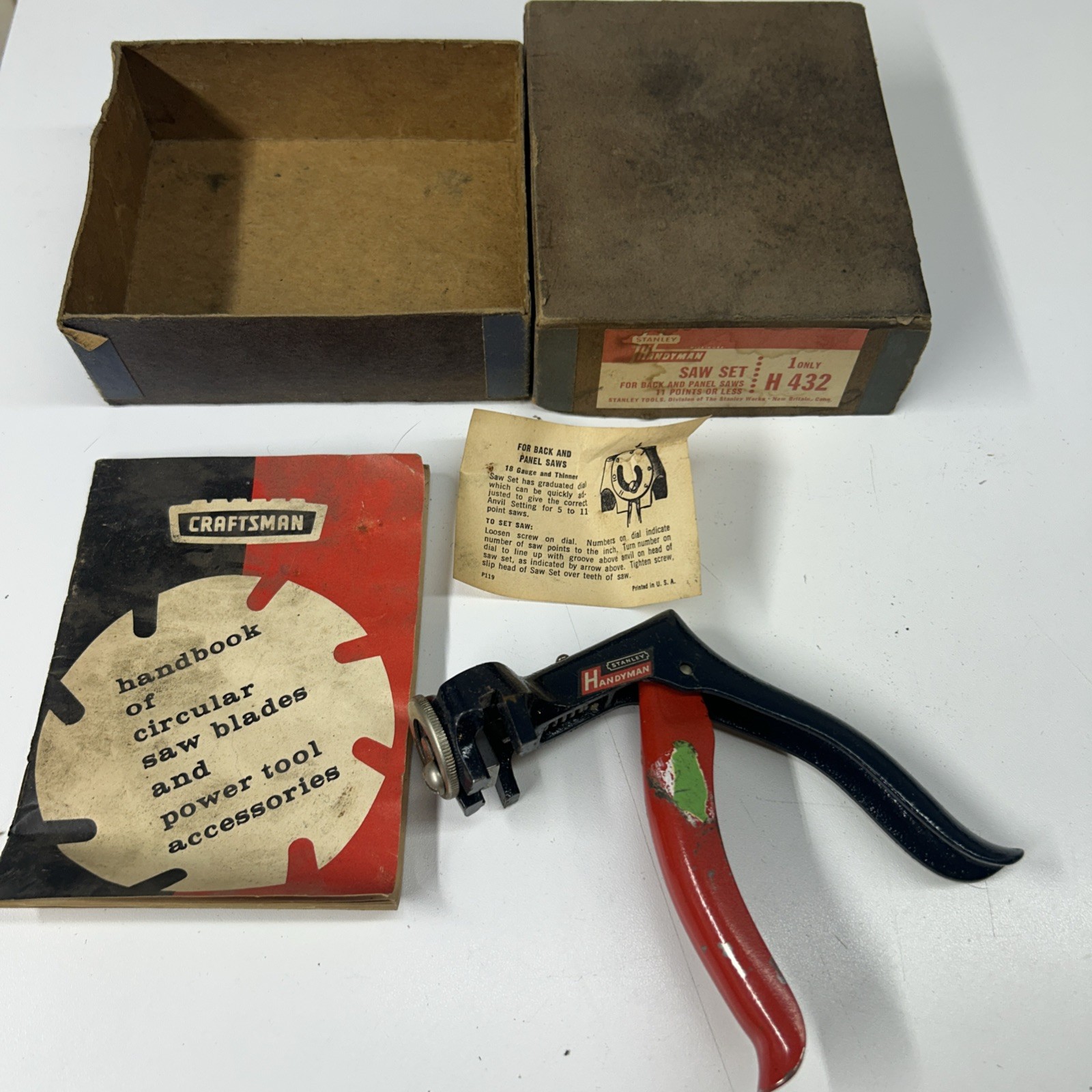 Vintage Stanley Handyman saw set H432 old tool in box