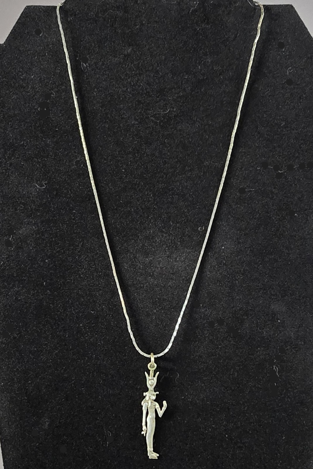 Vintage 1980s Isis Hathor Egyptian Goddess Pendant Necklace Silver Tone 18\