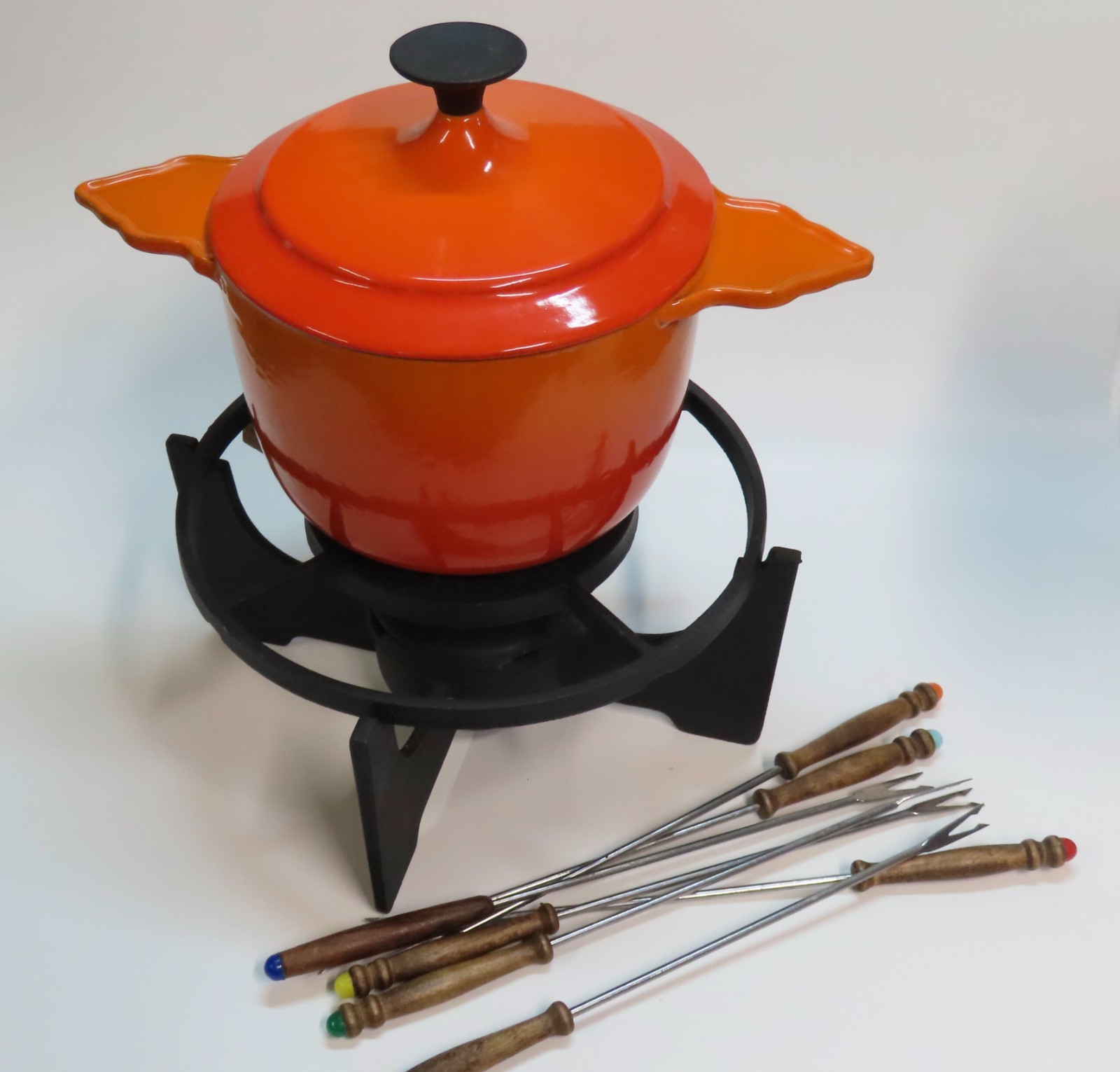 Vtg. “Cousances” Enamel\'d-Iron Fondue Pot Set Complete,’70’s Le Creuset Era Rare