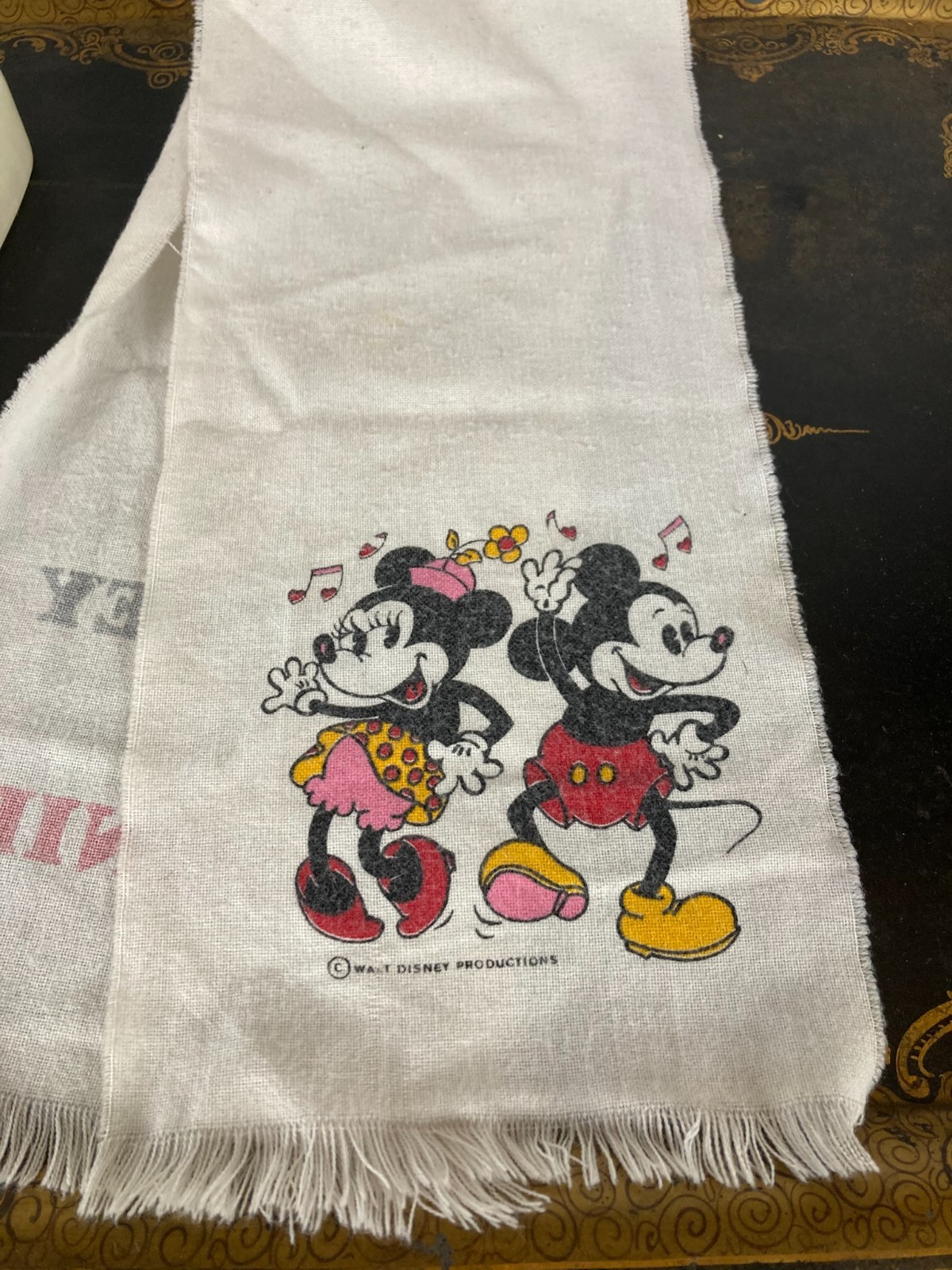 Vintage Walt Disney Productions Mickey Minnie Mouse Fringed Scarf Cream 46\ Vintage Walt Disney Productions Mickey Minnie Mouse Fringed Scarf Cream 46\