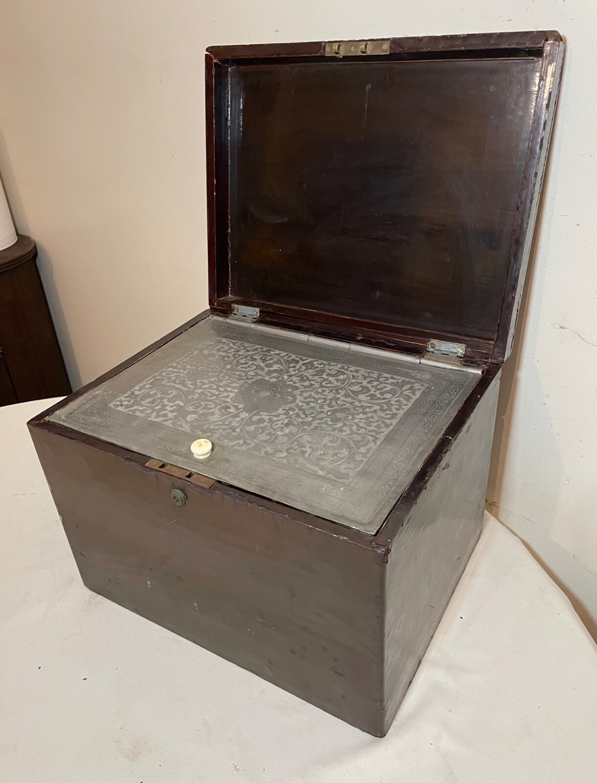 LARGE antique 1800\'s handmade J Bramah London lacquered wood pewter humidor box