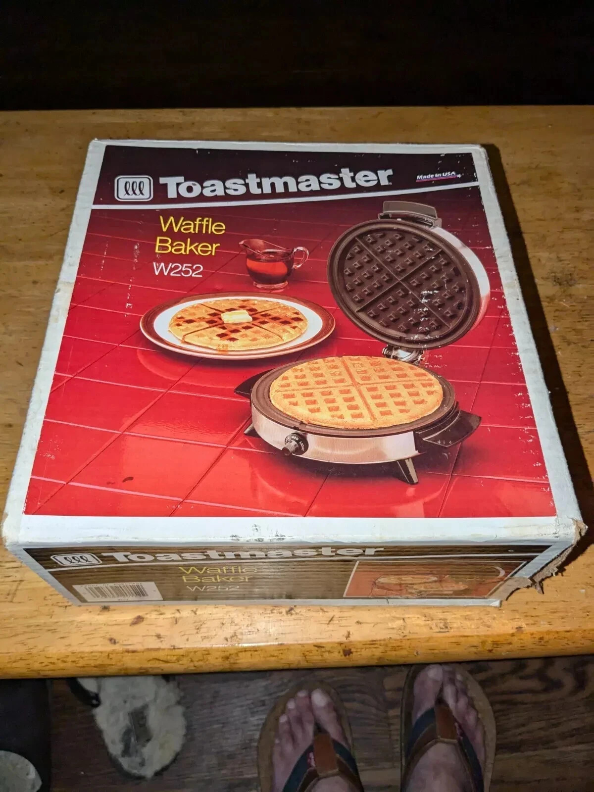 Vintage Toastmaster Chrome Round Waffle Baker Model W252 7 Inch Round Non Stick