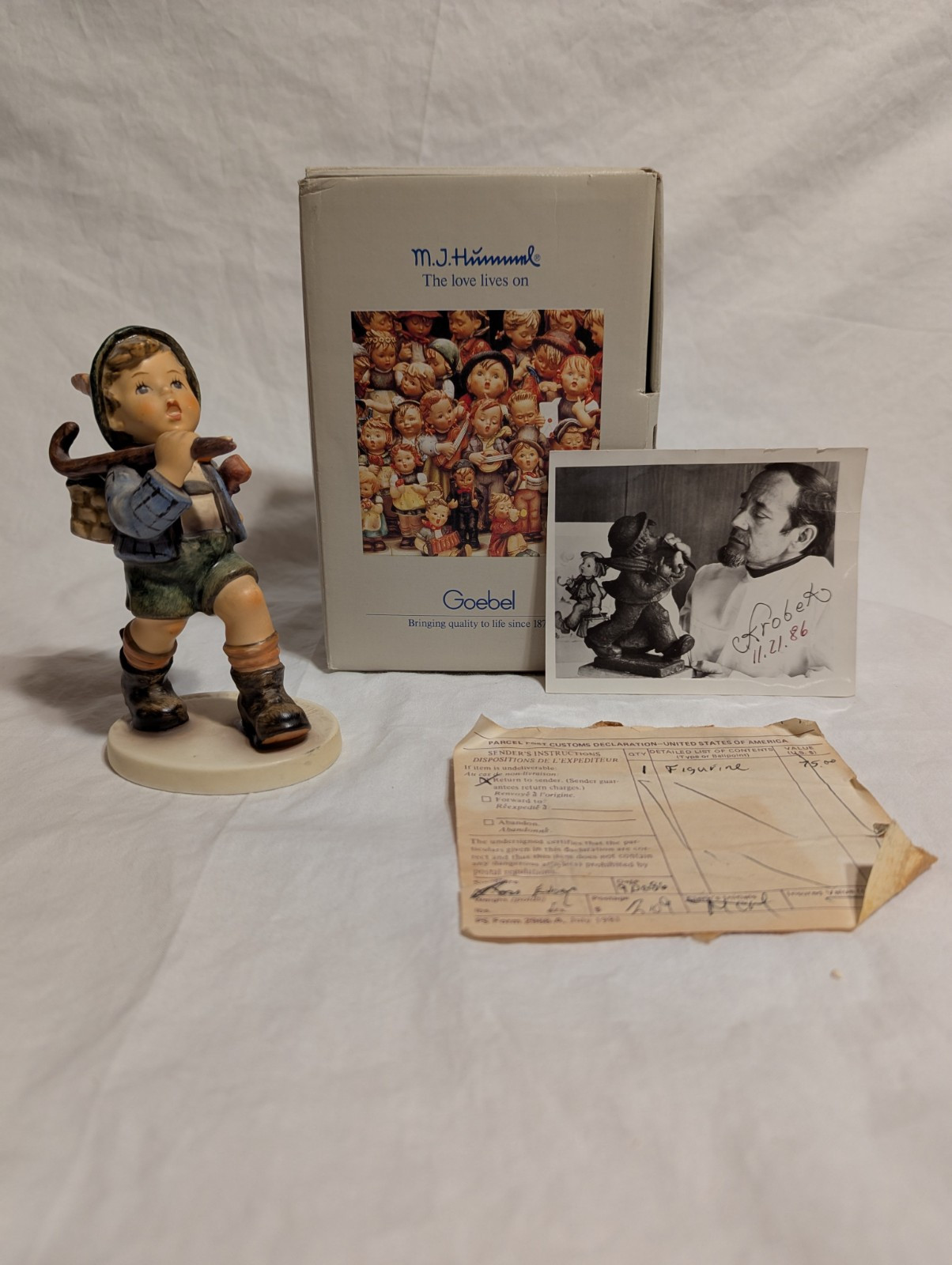 Vintage Goebel Hummel Figurine No. 327 The Runaway Signed Frobek w 1986 Photo