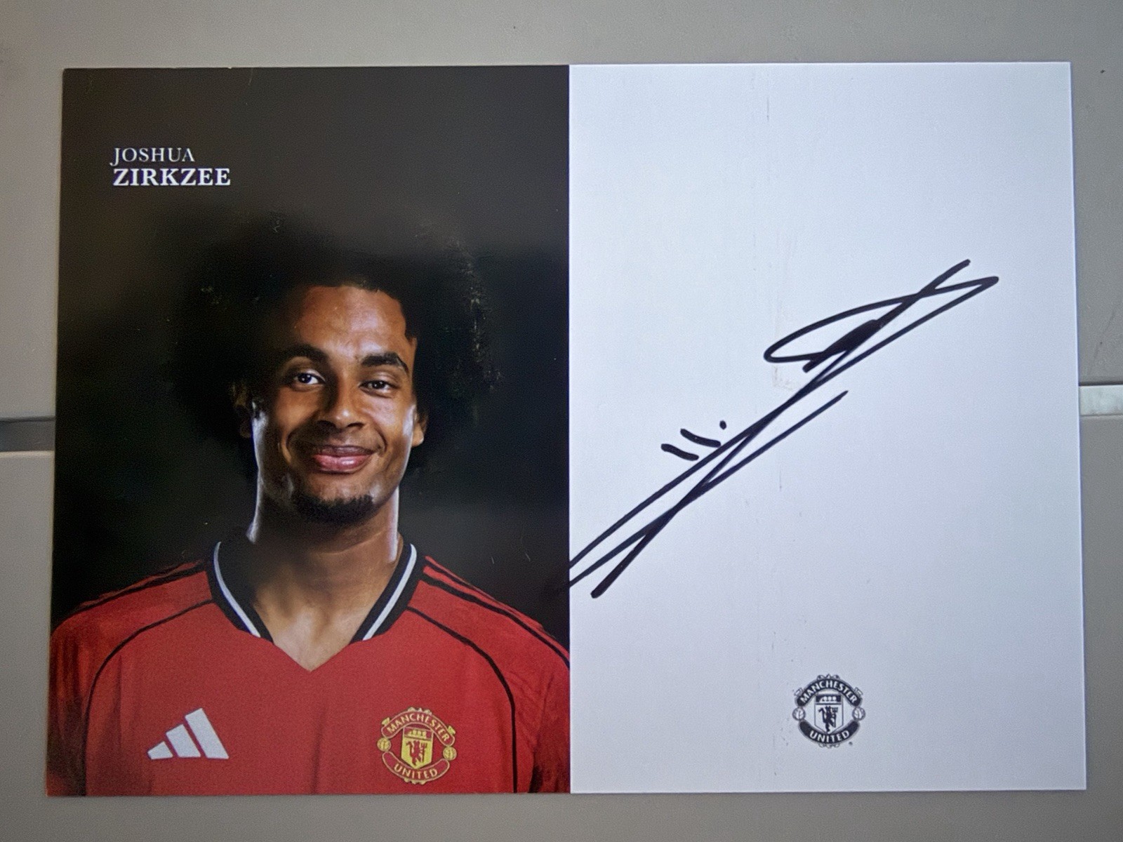 JOSHUA CIRCZEE Manchester United Hand Signed Postcard Autograph Card 25/26 2025/2026