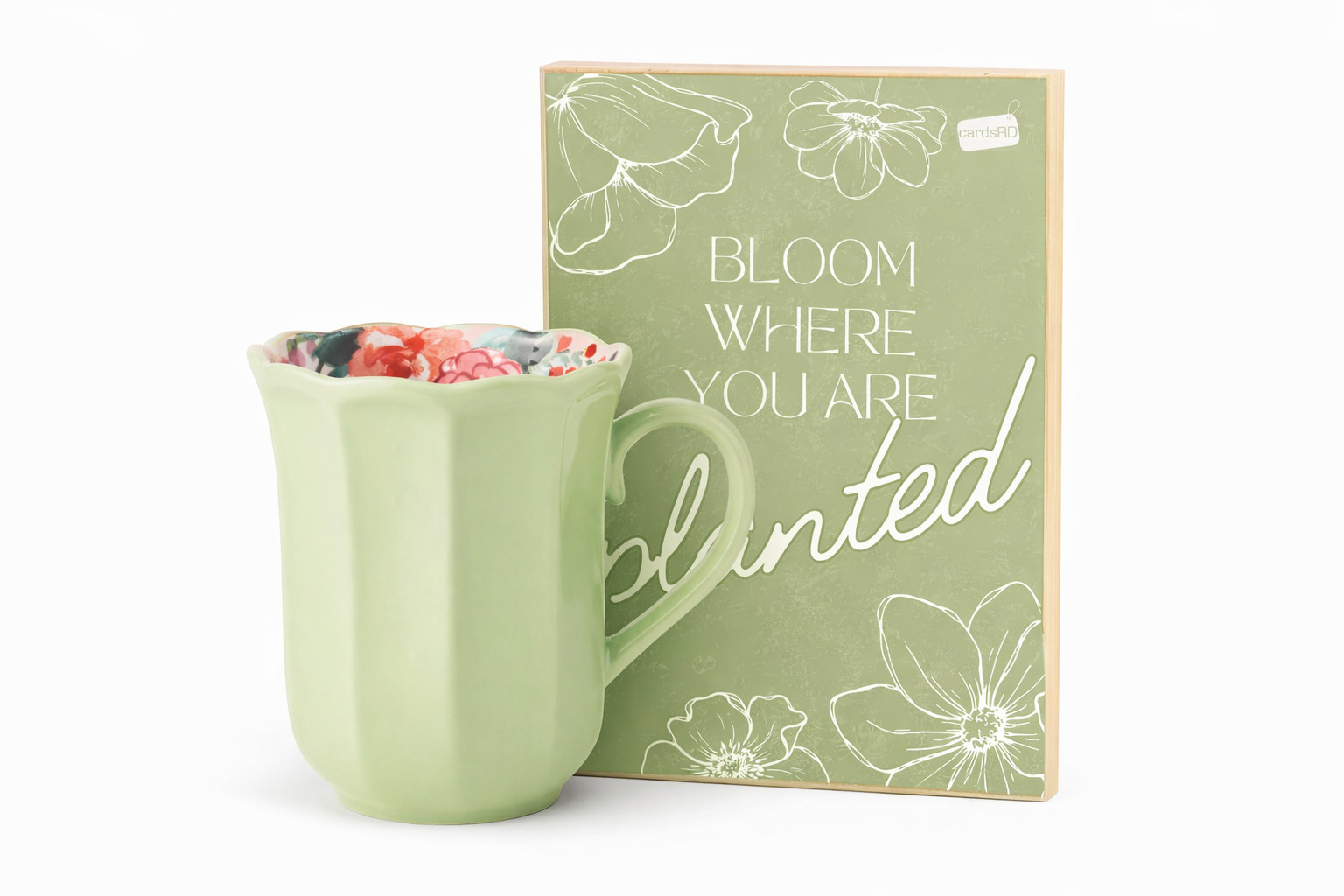 🌿 Bloom Where You Are Planted Set – 15 oz Green Mug + 7.25” x 5” Wood Sign