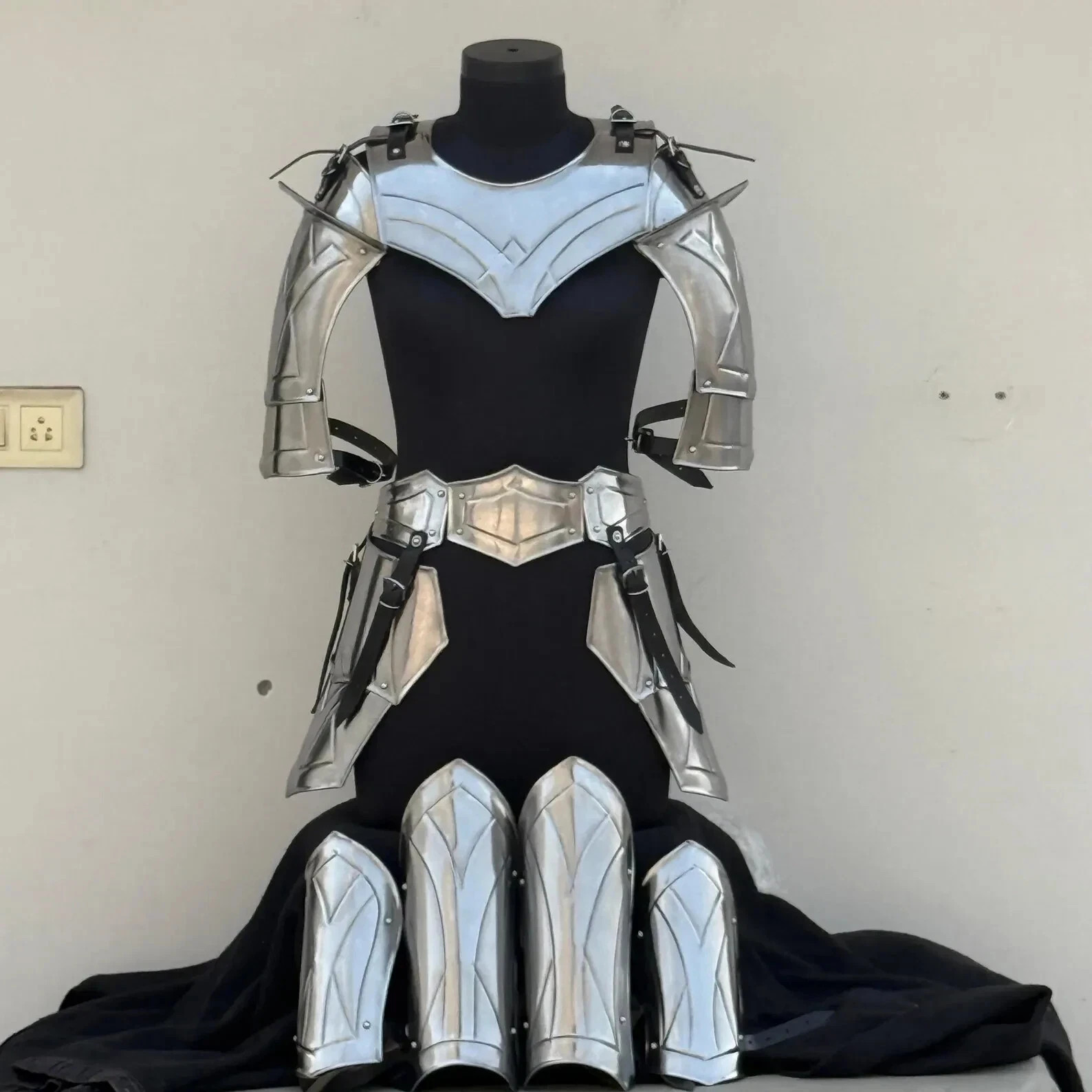Princess of the war Steel Medieval Lady Armor Suit- Female Armor Suit- Full Body
