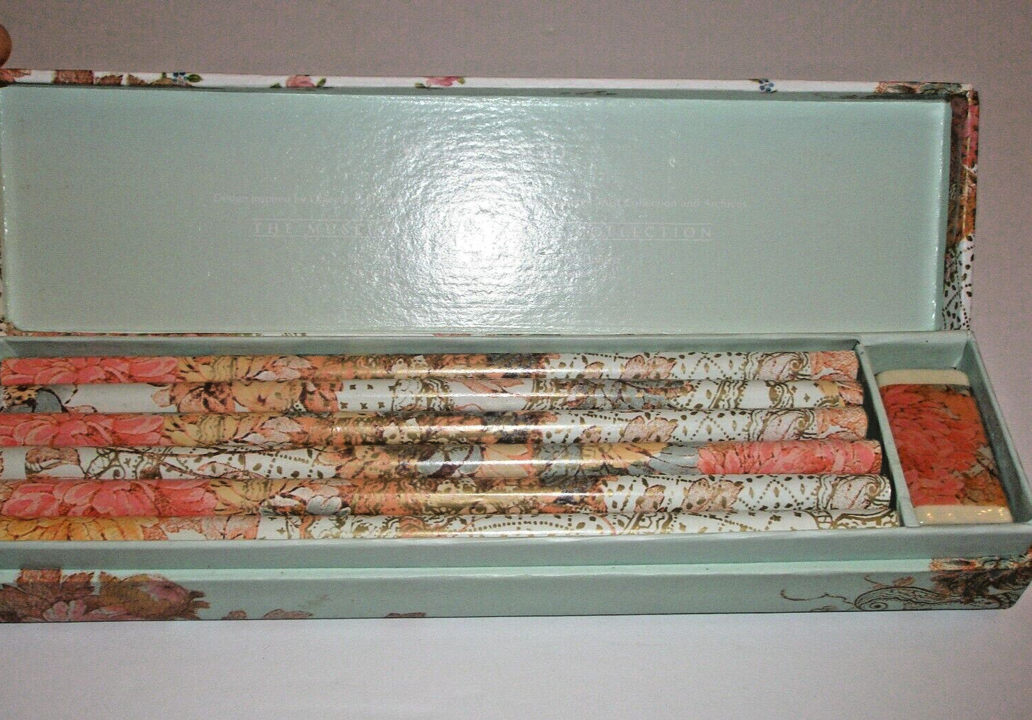 Wedgwood Archive Collection Pencil Case 6 Pencils Eraser Unused
