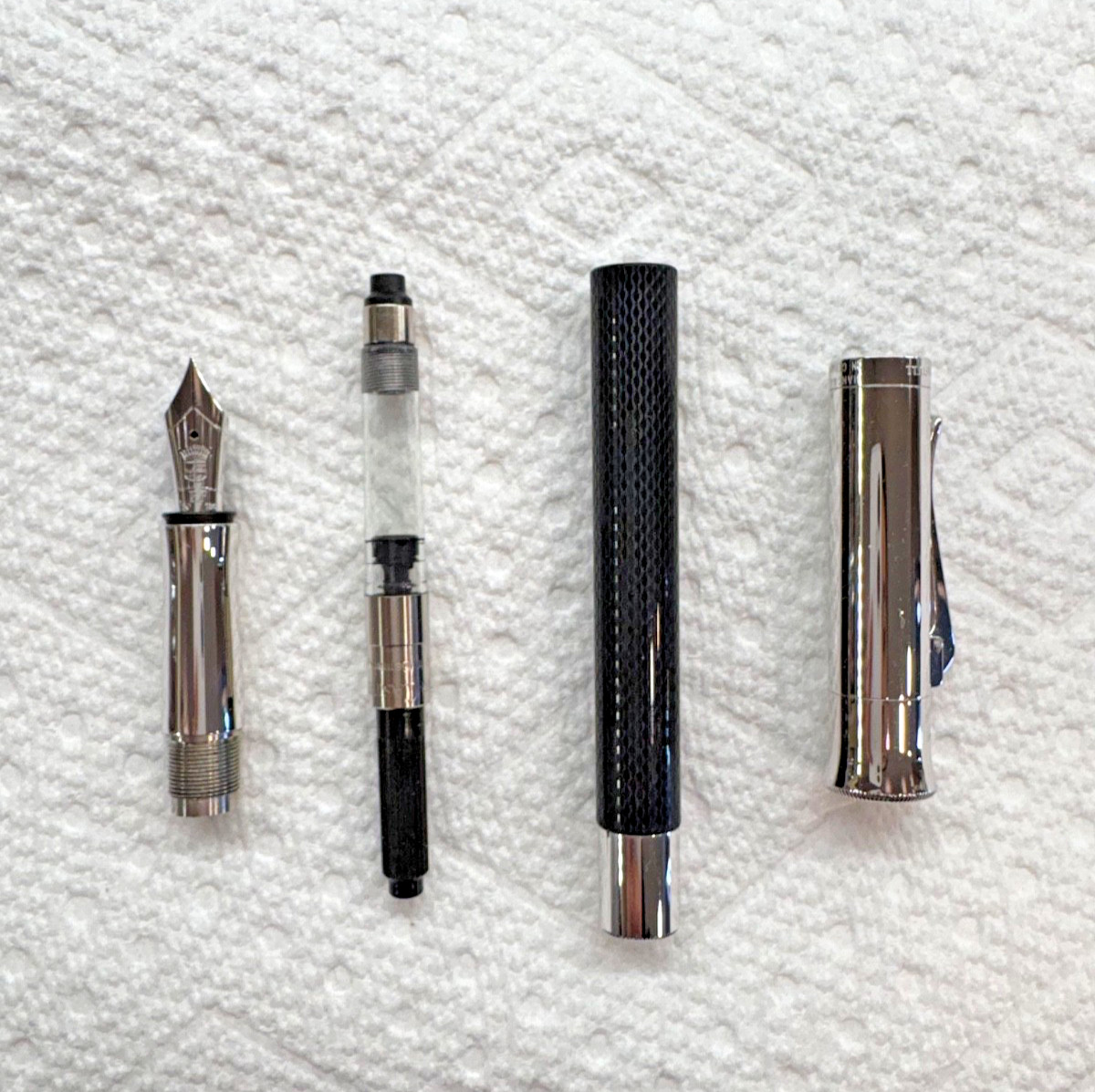 Graf von Faber-Castell Guilloche Fountain Pen Black  EF   - Preowned