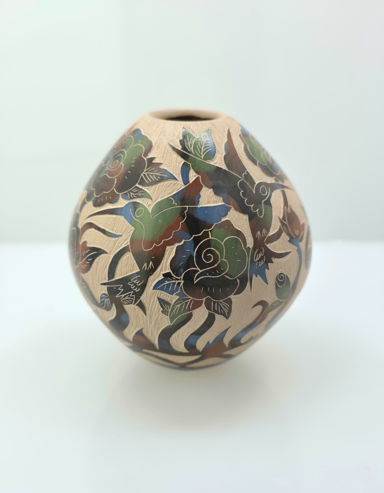 Mata Ortiz Mexican Pottery Diana Loya Floral & Hummingbird Vase 5\