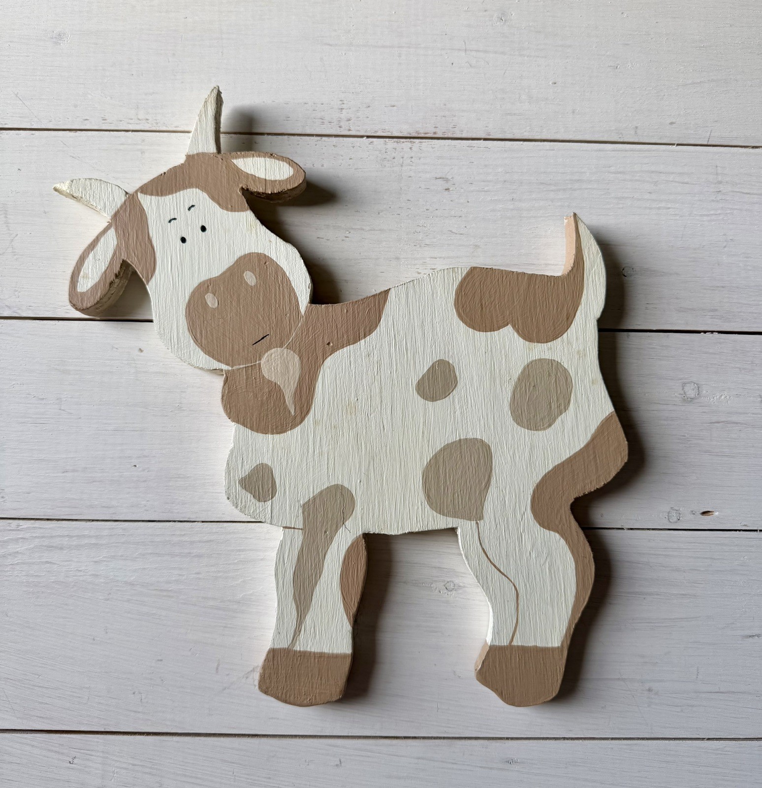 Vintage Wooden Hanging Cow Plaque | Country Cottage Primitive Farmhouse Decor