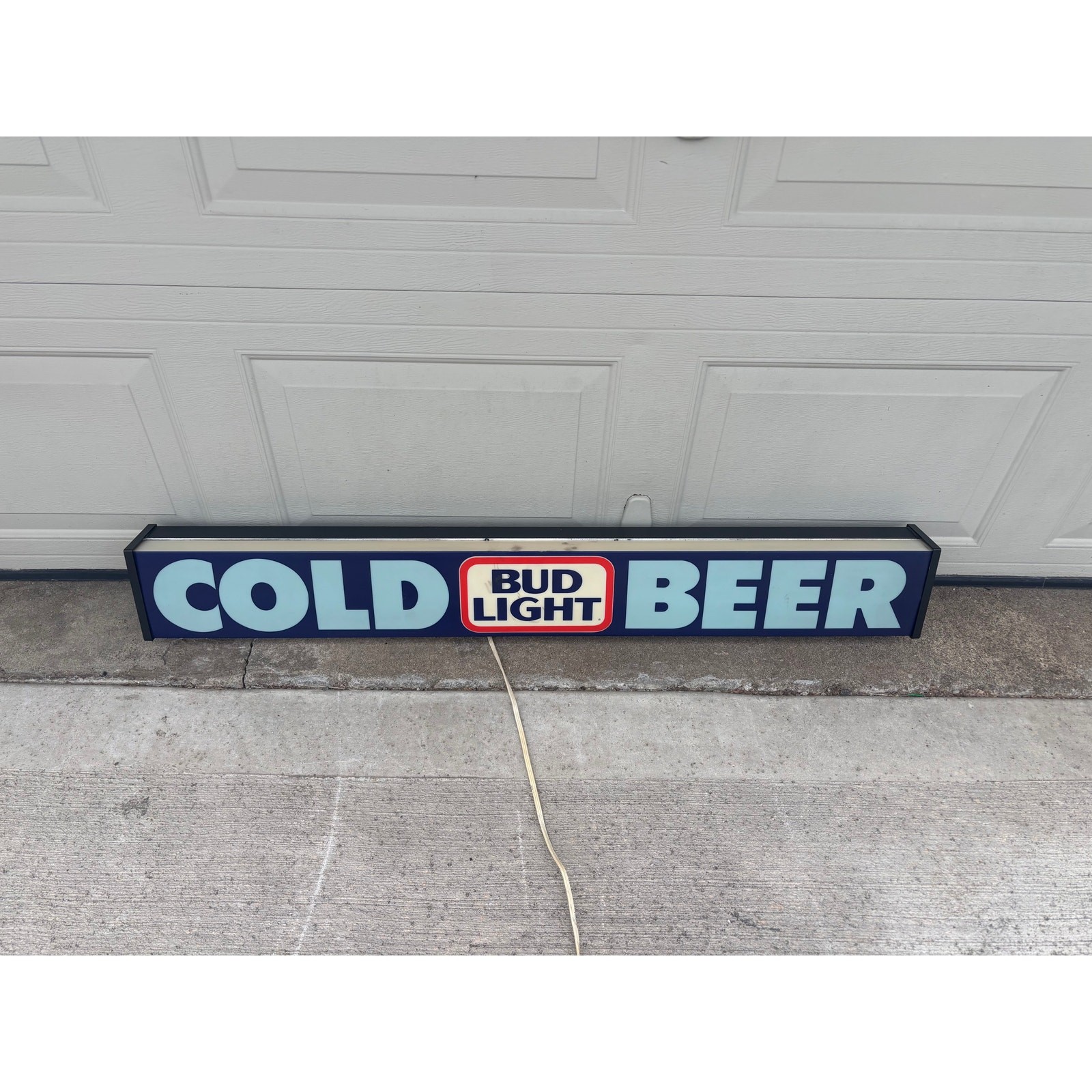 Vintage Bud Light Cold Beer 1980\'s Large Lighted Beer Sign Man Cave