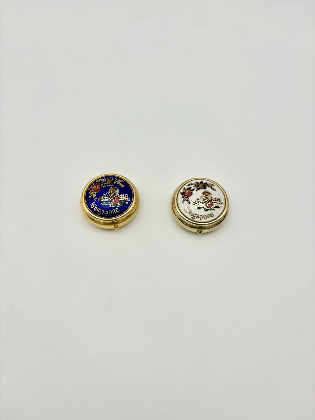 Pair of Vintage Singapore Enamel Merlion Souvenir Pill Trinket Boxes Set