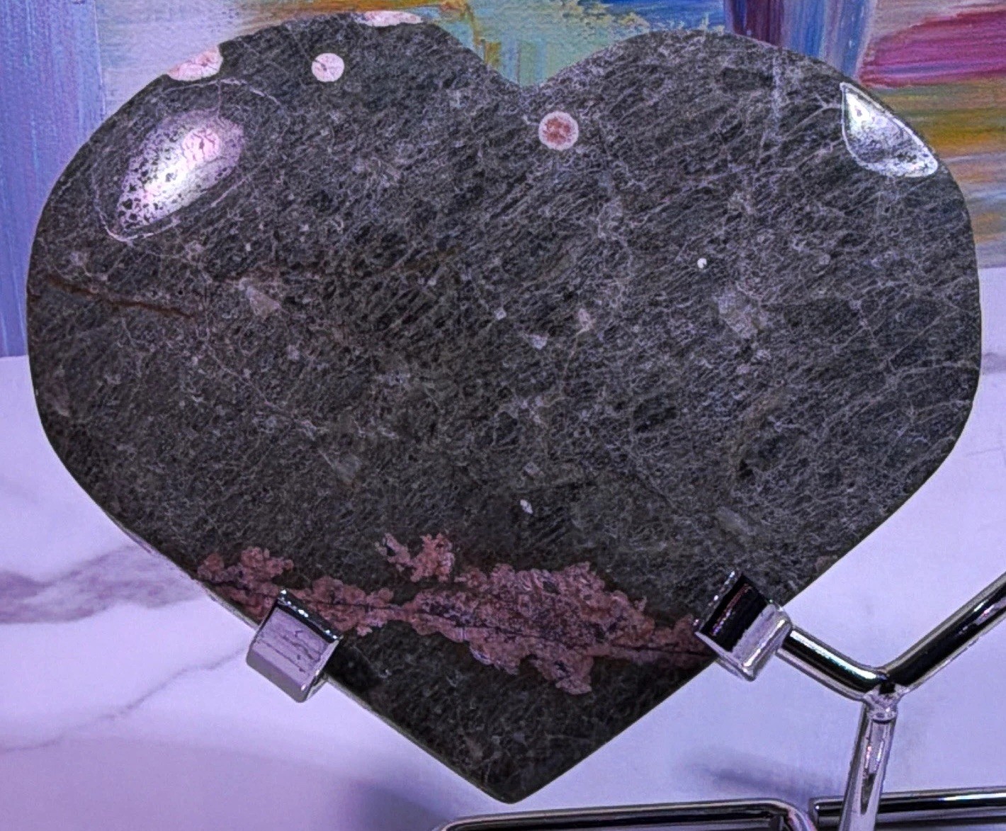 Heart-Shaped Black & Pink Polished Stone Crystal Display Specimen on Stand 4 Heart-Shaped Black & Pink Polished Stone Crystal Display Specimen on Stand 4