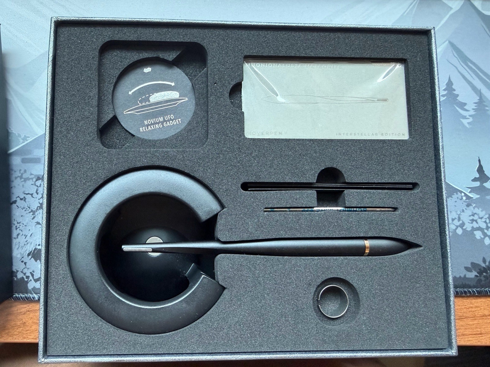 Novium Hoverpen Interstellar Edition Muonionalusta Meteorite Black Ink Pen