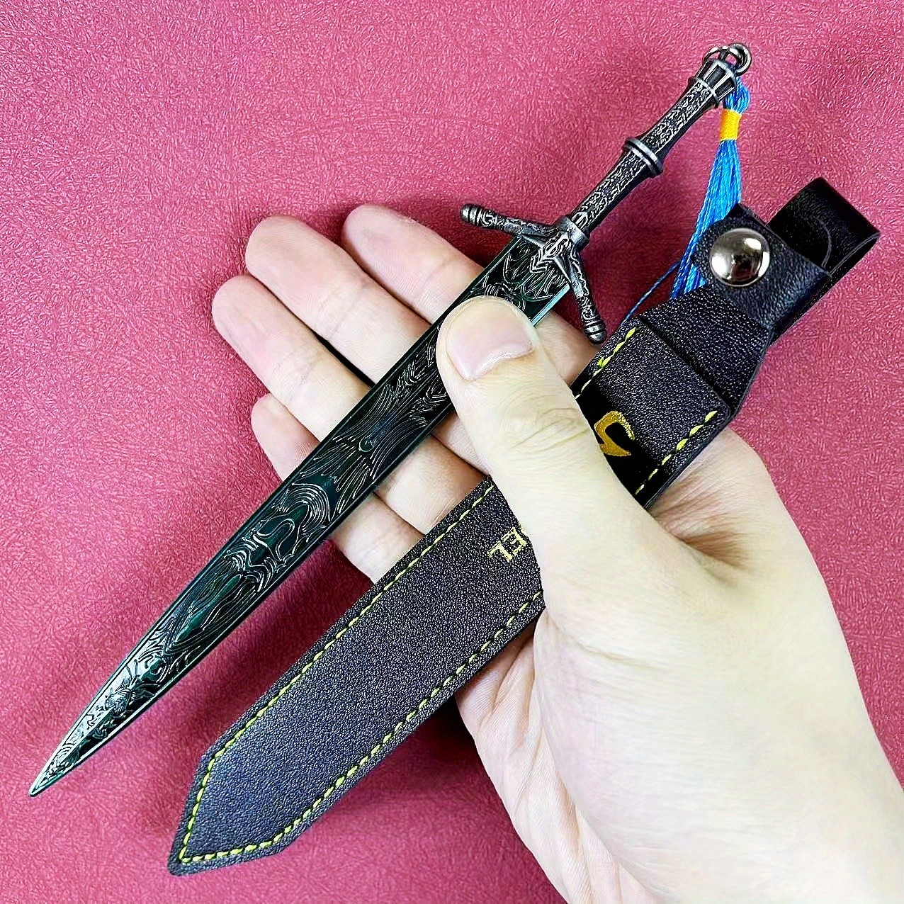 11.8inch Elden Katana Ranni Dark Moon Greatsword Mini Sword Figure Sabre Gift