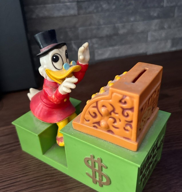 ANTIQUE DISNEY DONALD\'S PIGGY BANK FROM JAPAN USED
