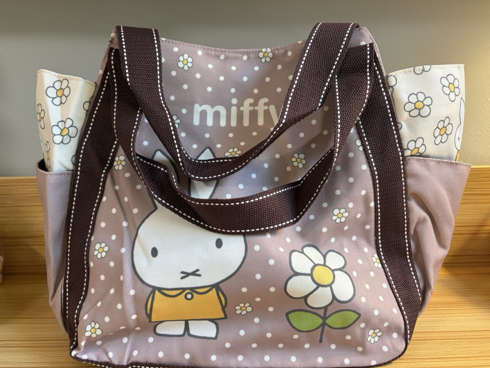 Miffy Large Tote Bag     ** New