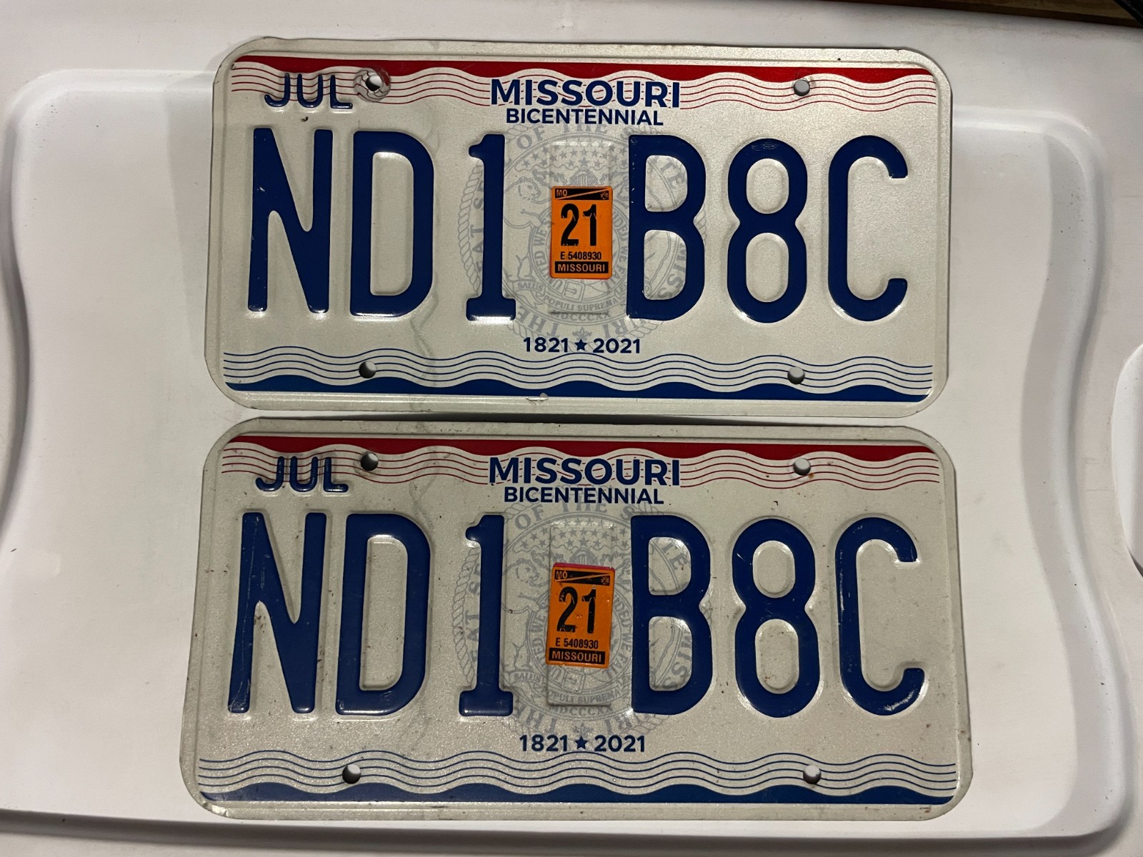 MISSOURI LICENSE PLATE PAIR OF LICENSE PLATES 2021 JULY ND1 B8C